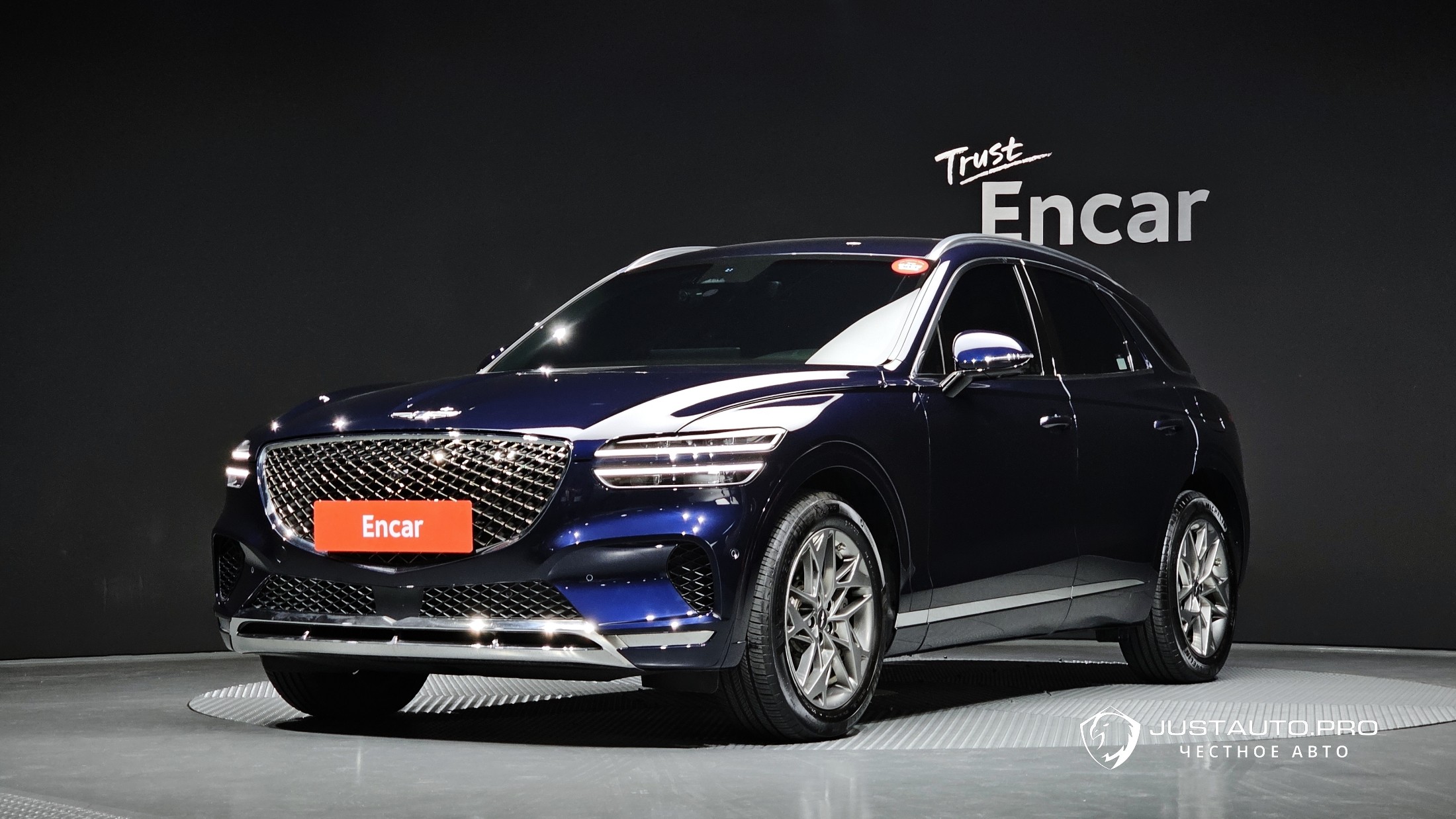 Автомобиль Genesis GV70