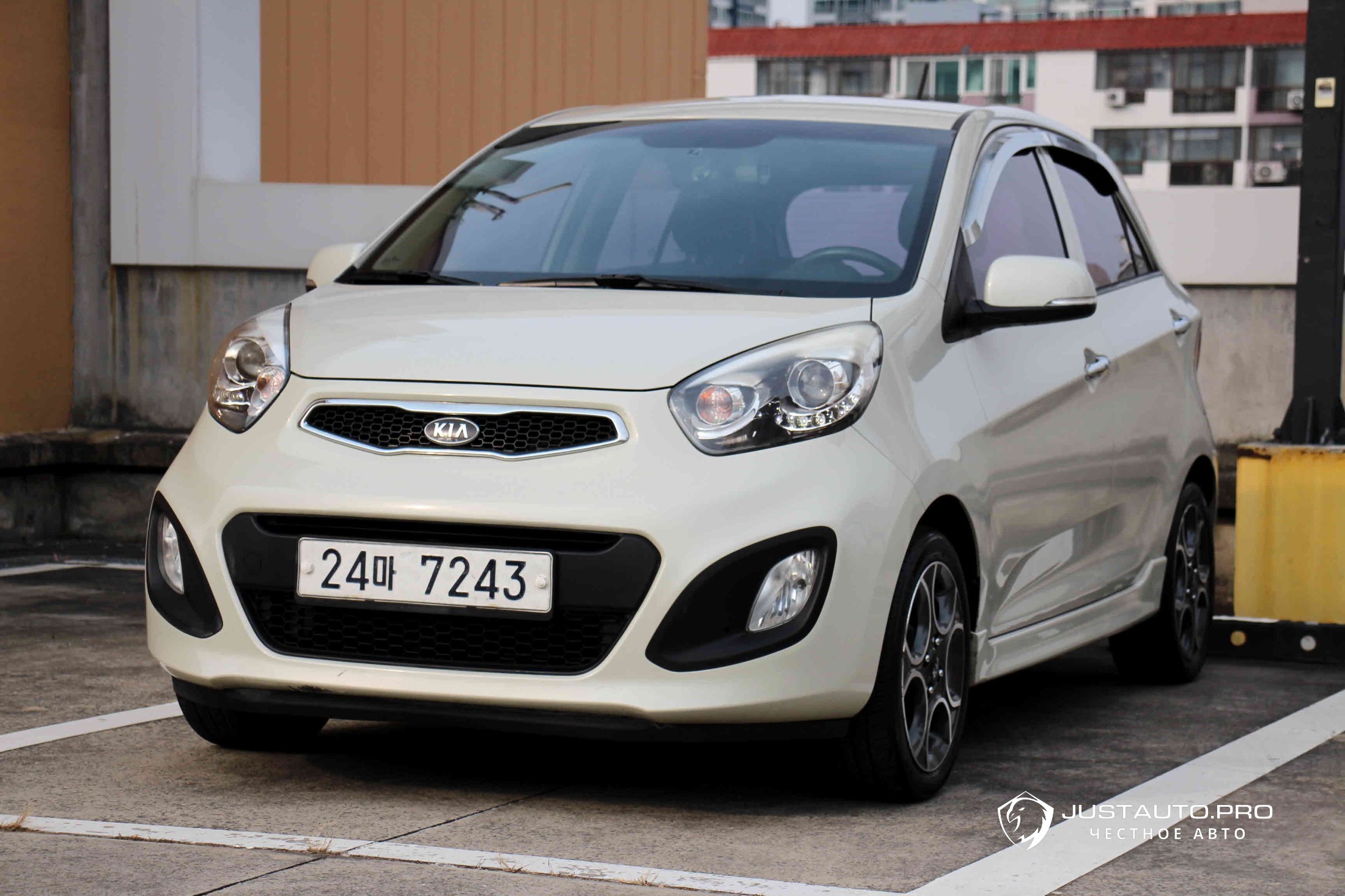 Автомобиль Kia morning