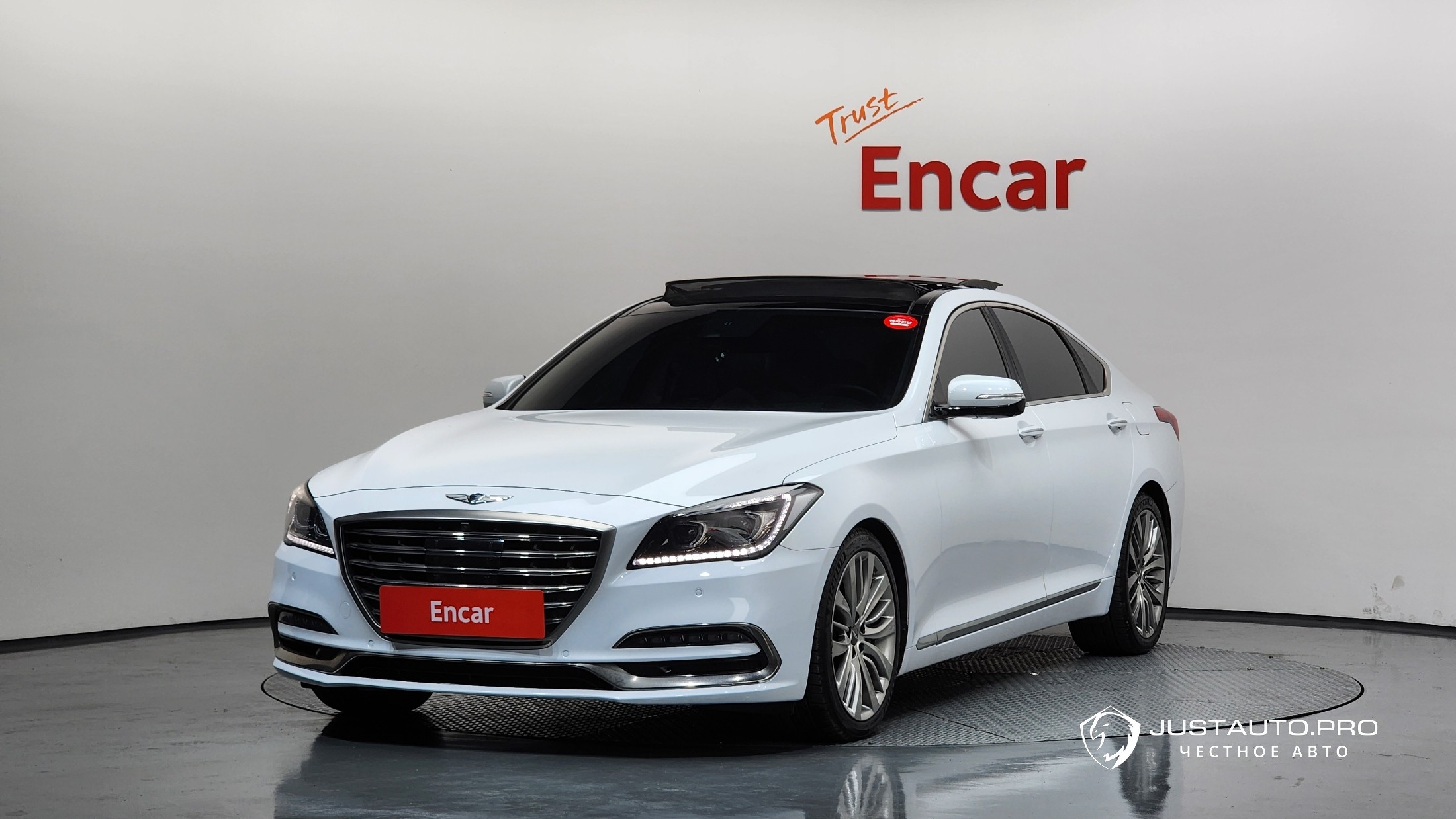 Автомобиль Genesis G80