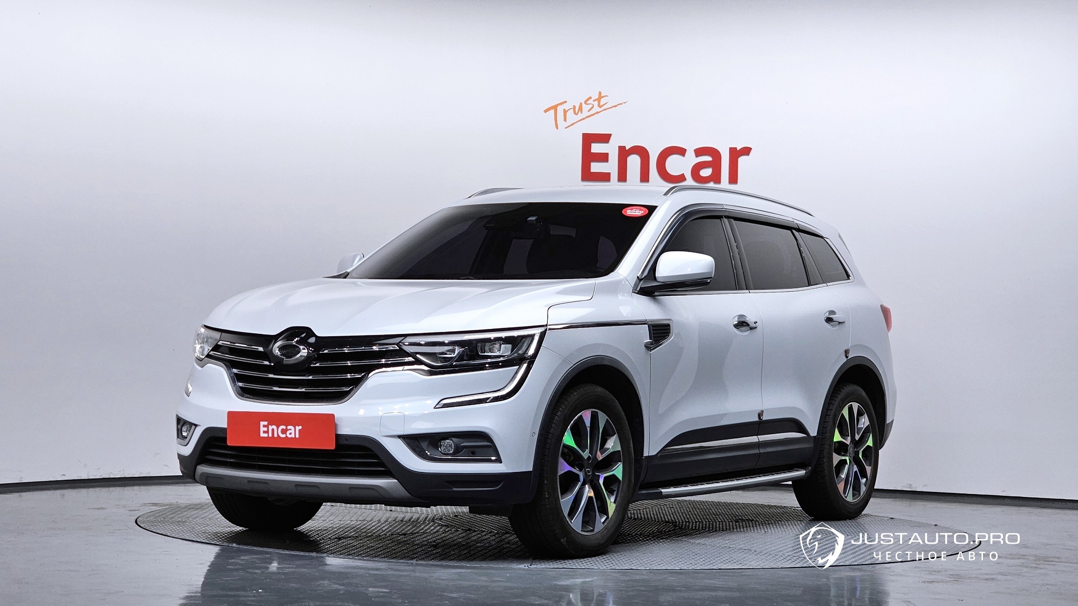 Автомобиль Renault-KoreaSamsung QM6