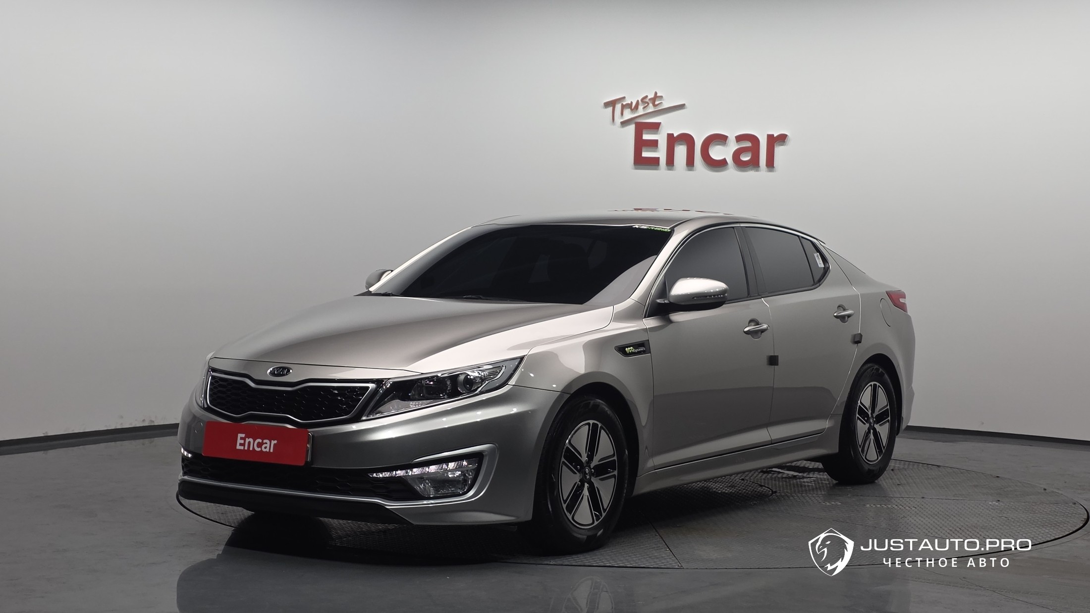 Автомобиль Kia K5