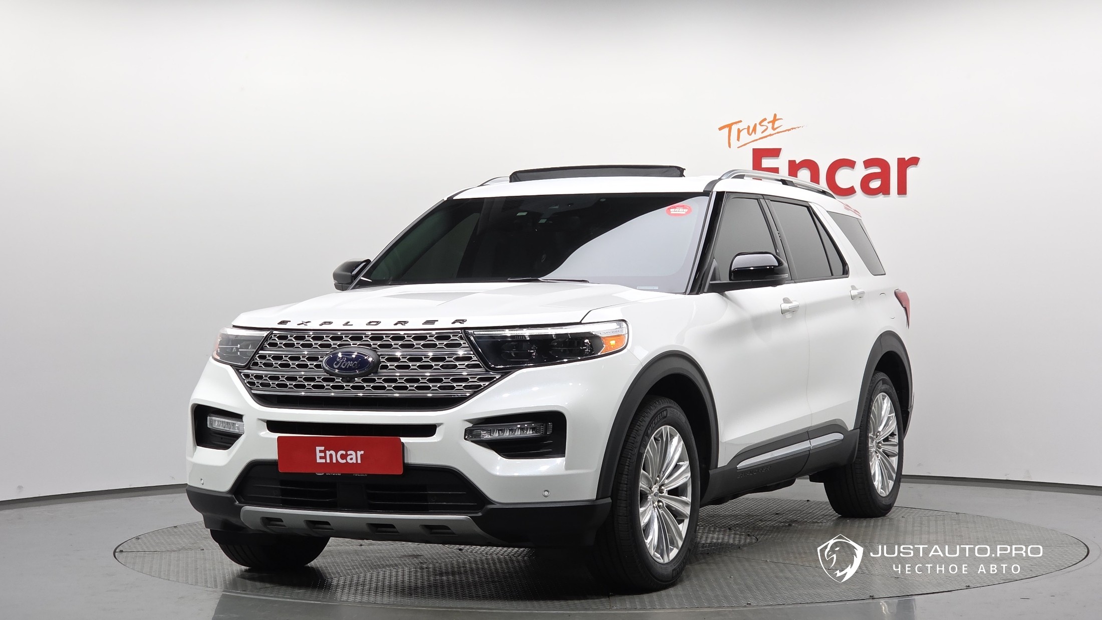 Автомобиль Ford Explorer