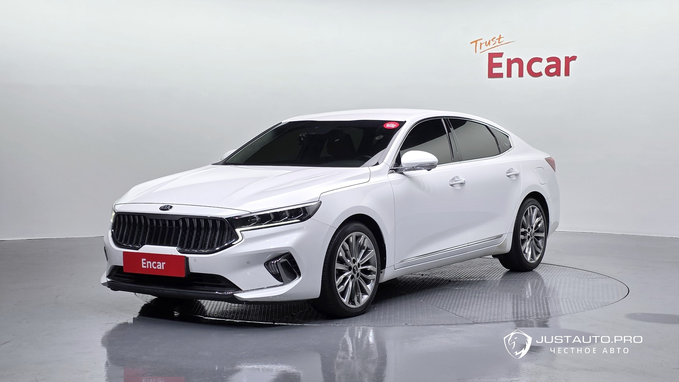 Автомобиль Kia K7