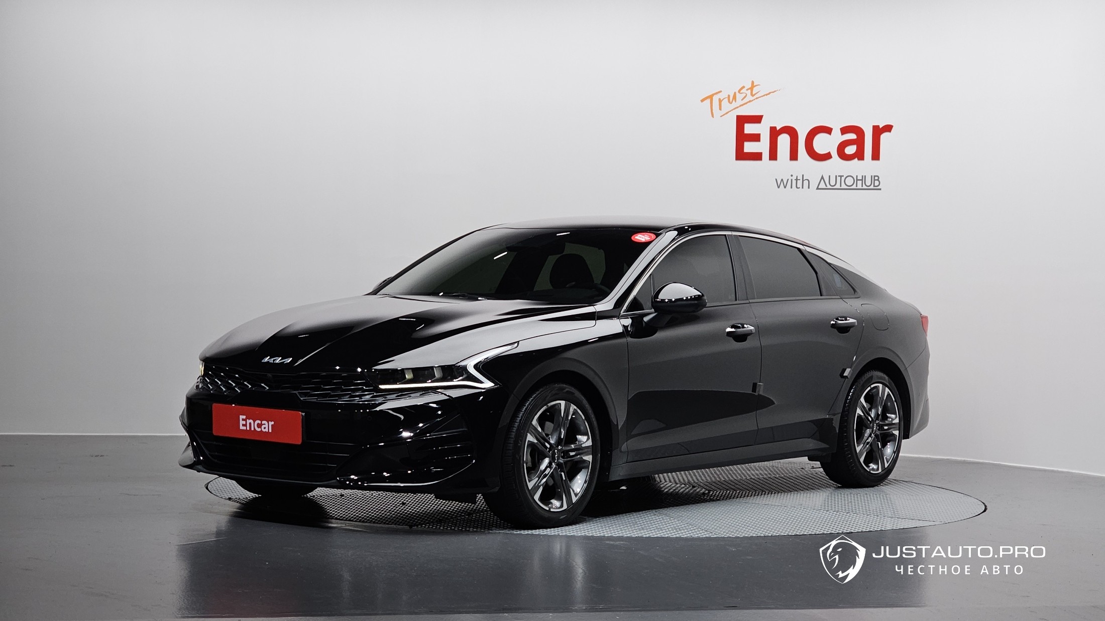 Автомобиль Kia K5