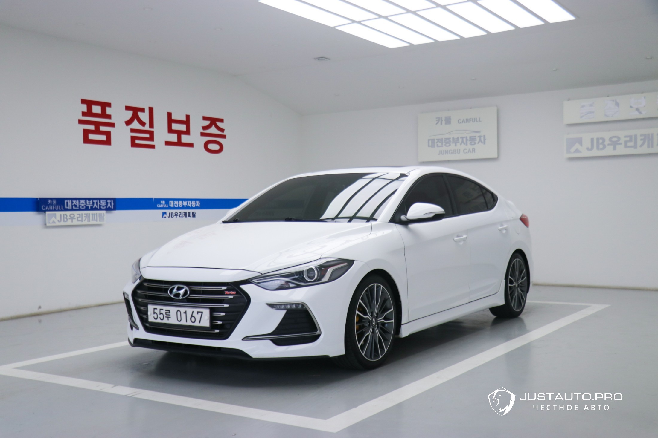 Автомобиль Hyundai AVANTE