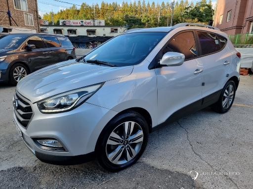 Автомобиль Hyundai Tucson