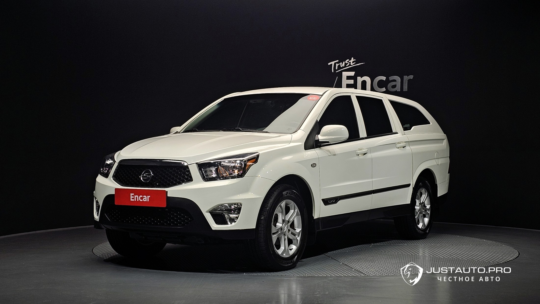 Автомобиль KG_Mobility_Ssangyong KORANDO