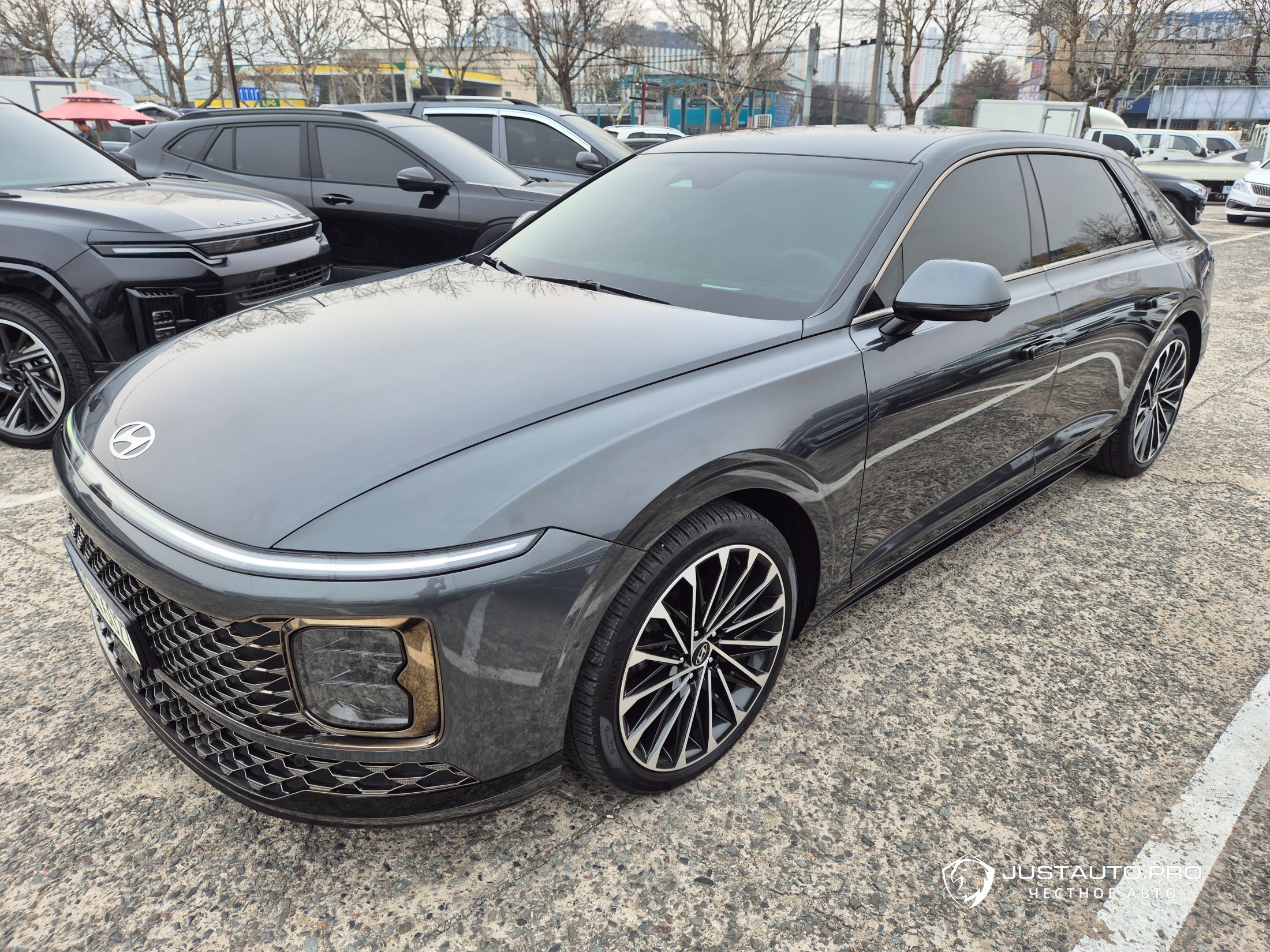 Автомобиль Hyundai Grandeur