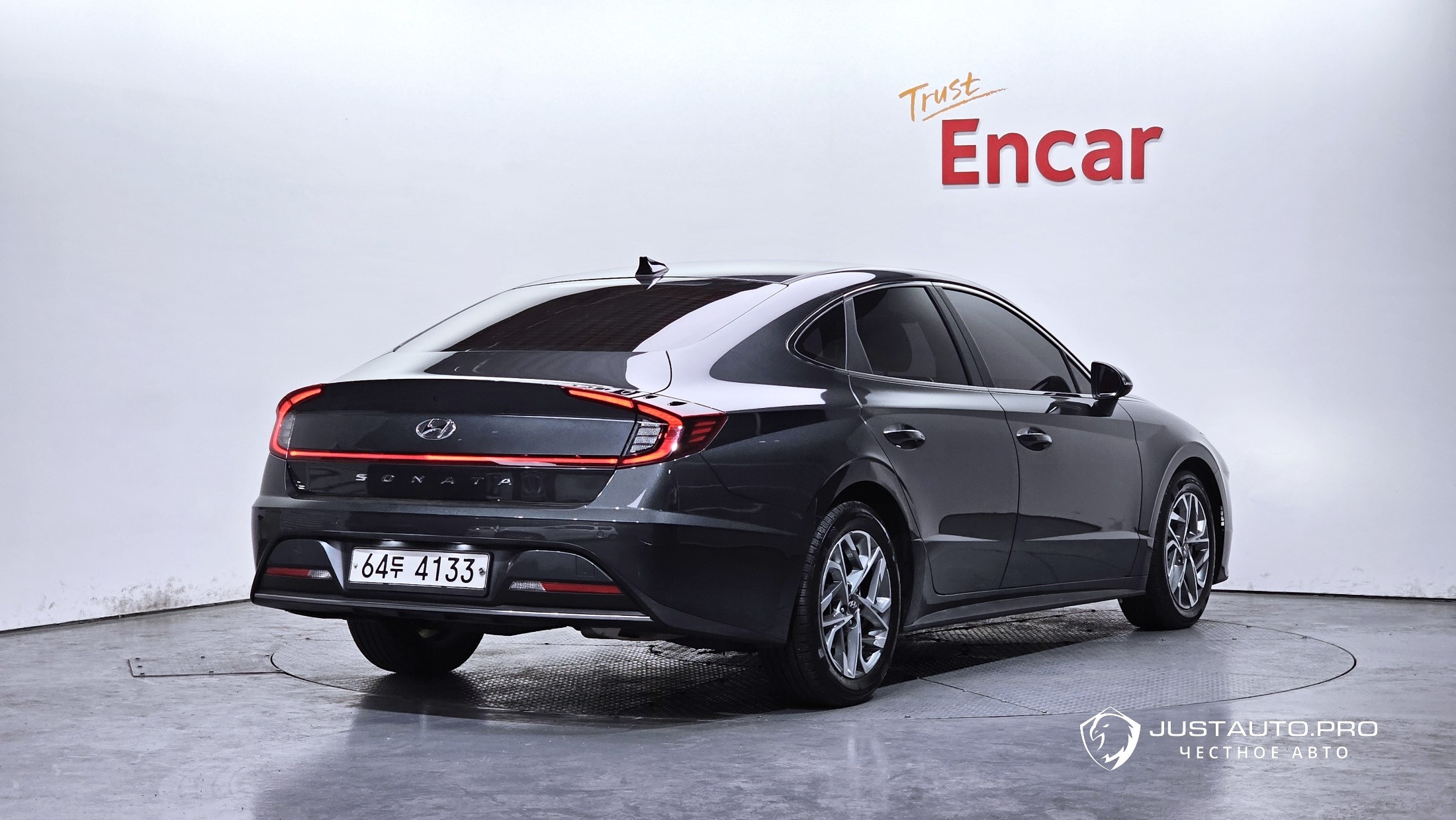 Автомобиль Hyundai Sonata