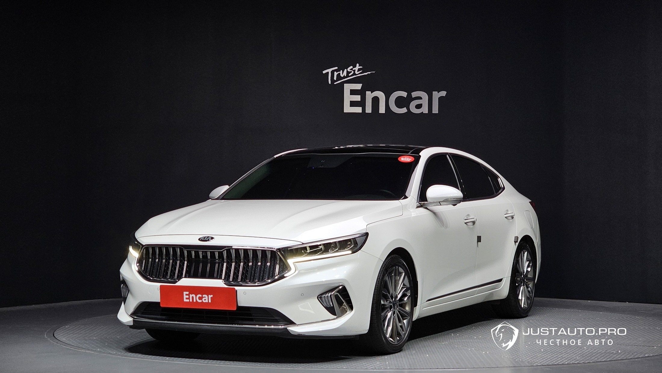 Автомобиль Kia K7