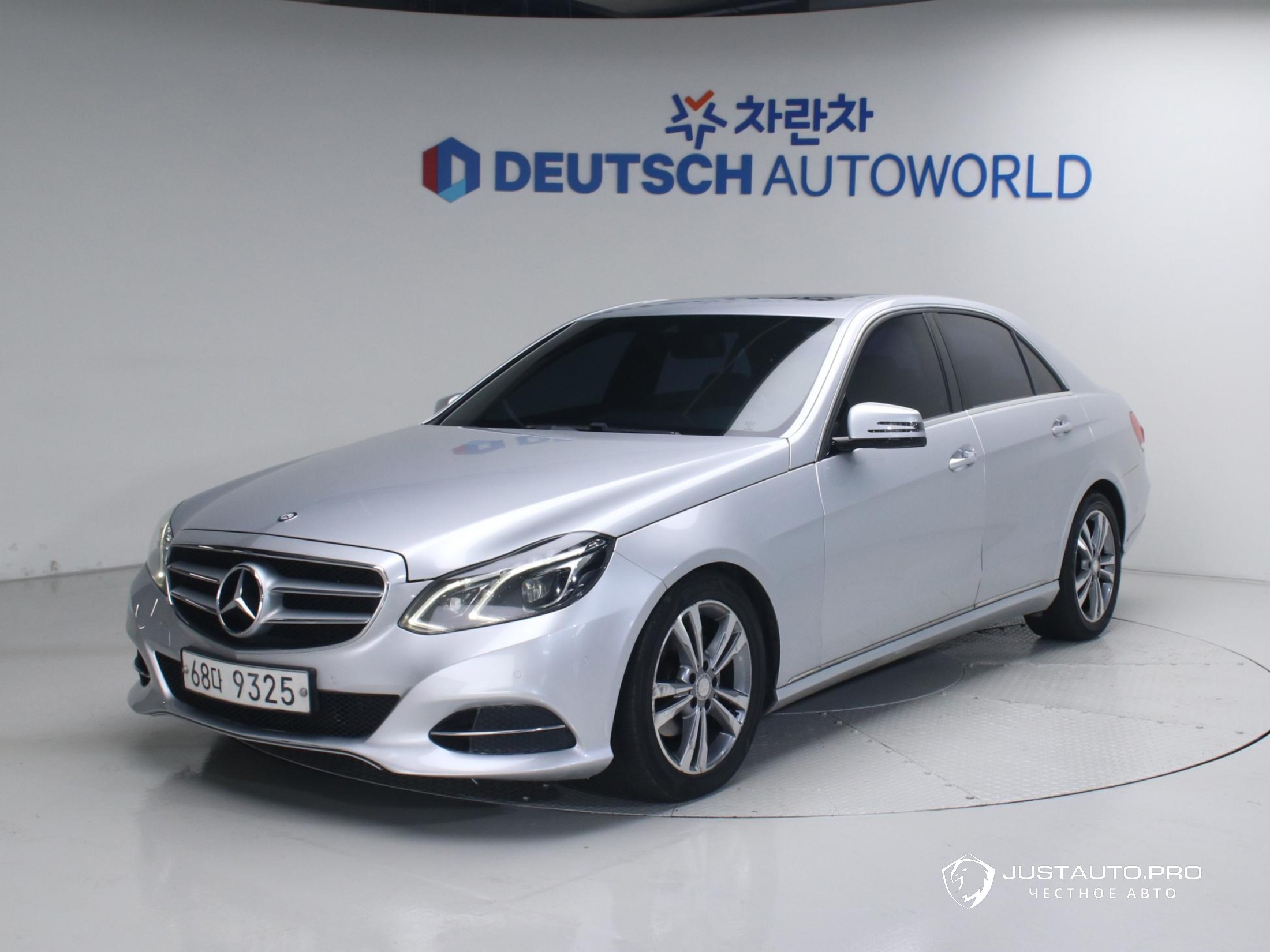 Автомобиль Mercedes-Benz E-Class