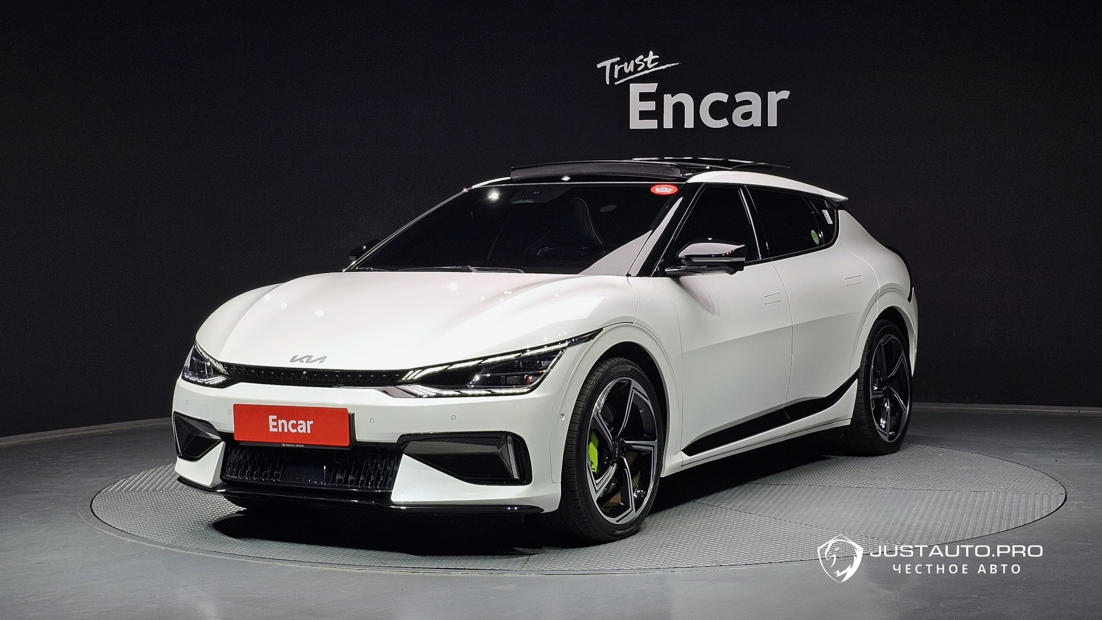 Автомобиль Kia EV6