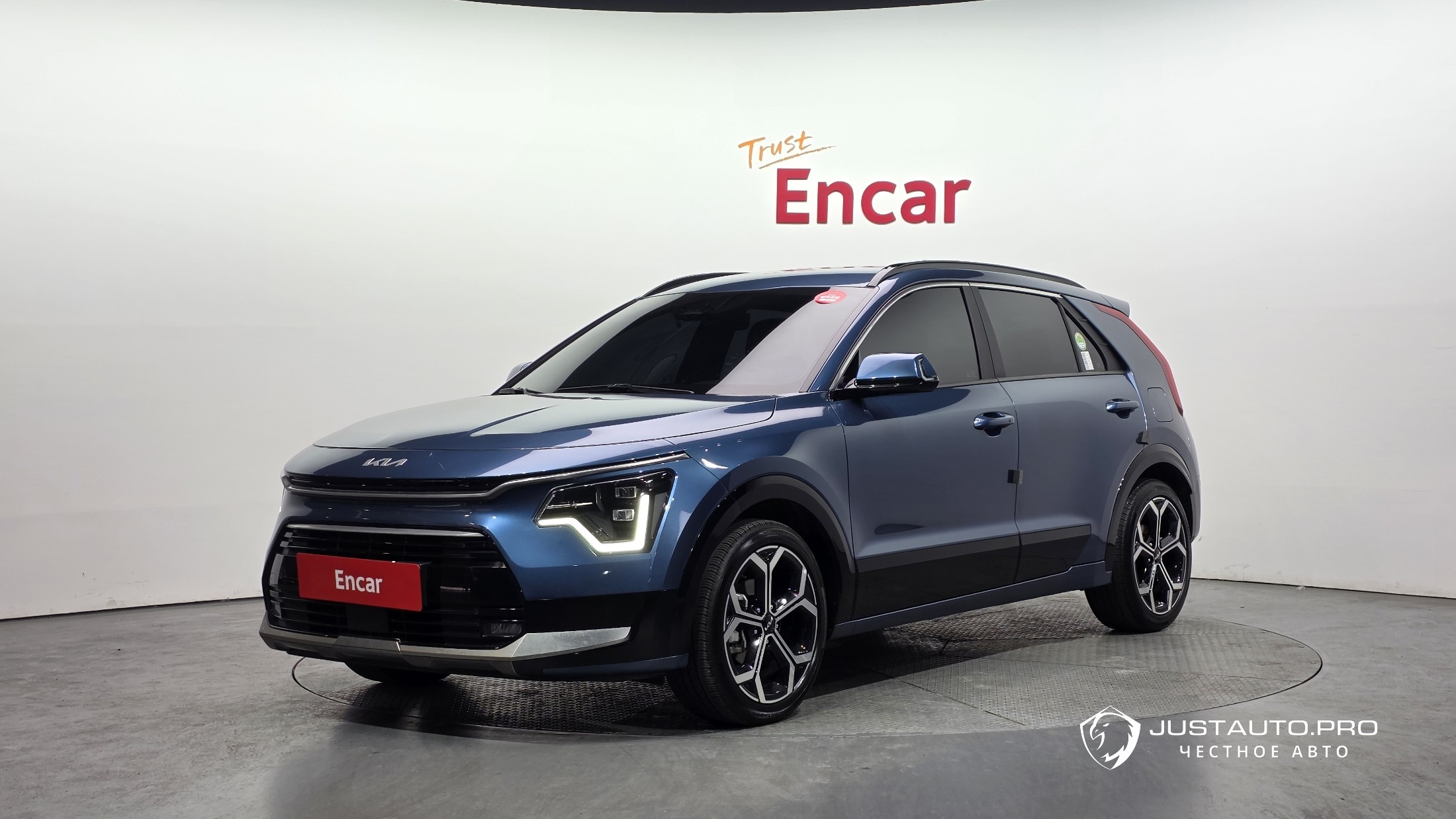 Автомобиль Kia Niro