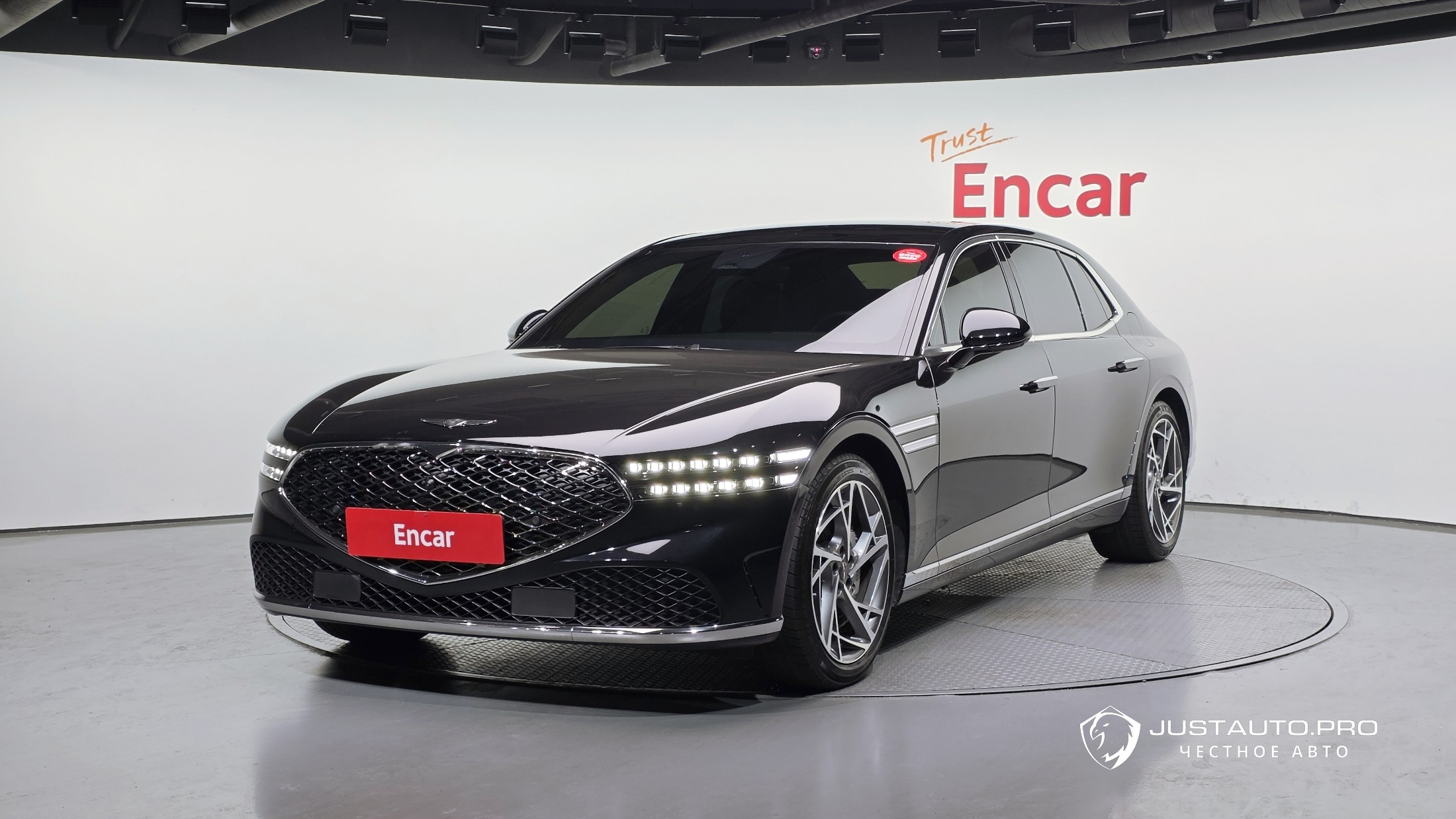 Автомобиль Genesis G90