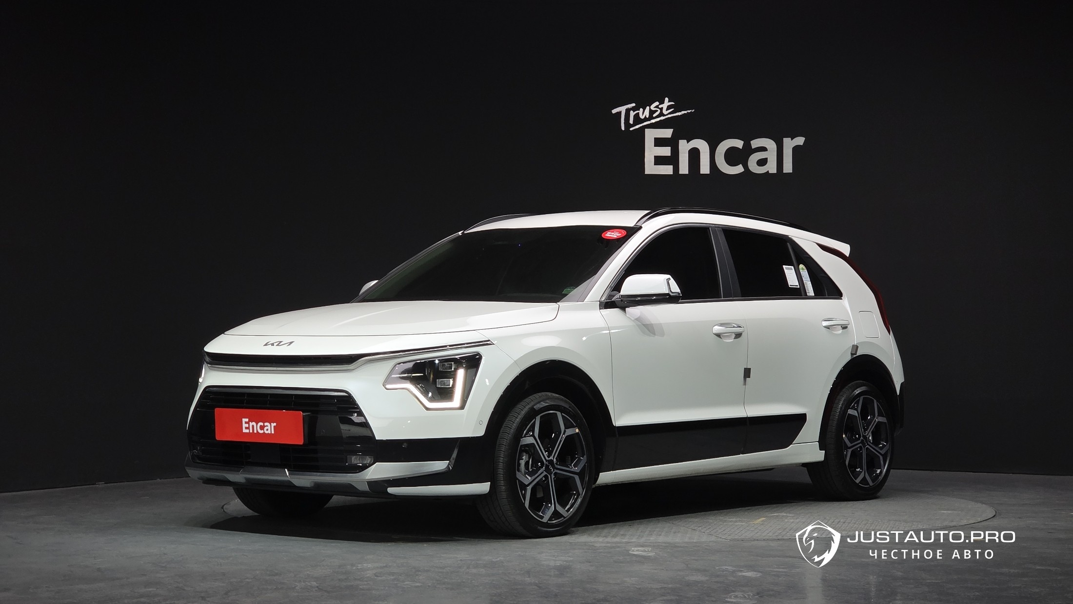 Автомобиль Kia Niro