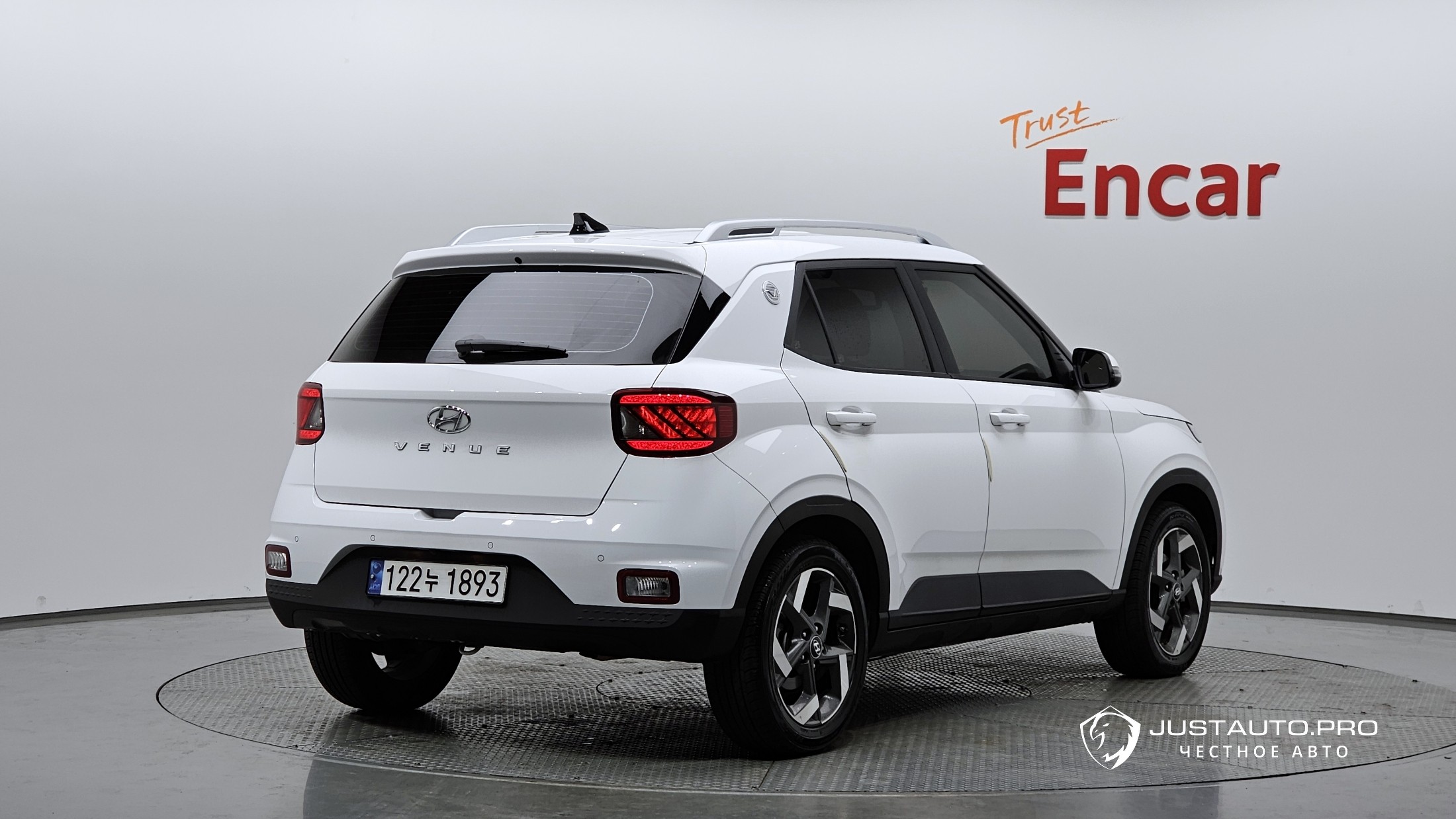 Автомобиль Hyundai Venue