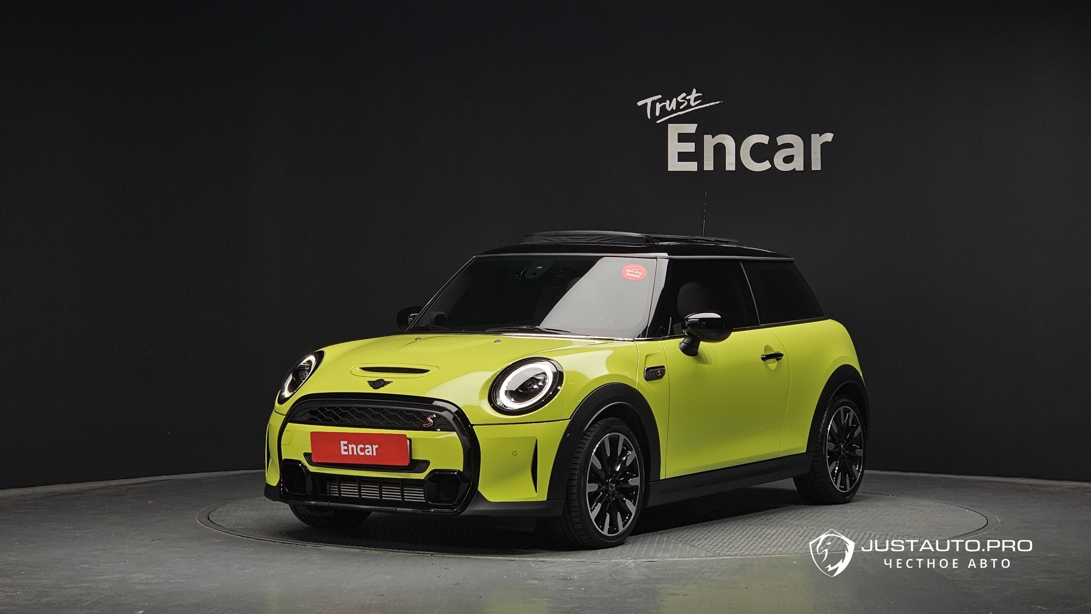 Автомобиль Mini Cooper