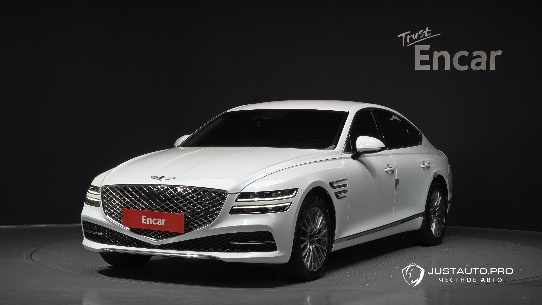 Автомобиль Genesis G80