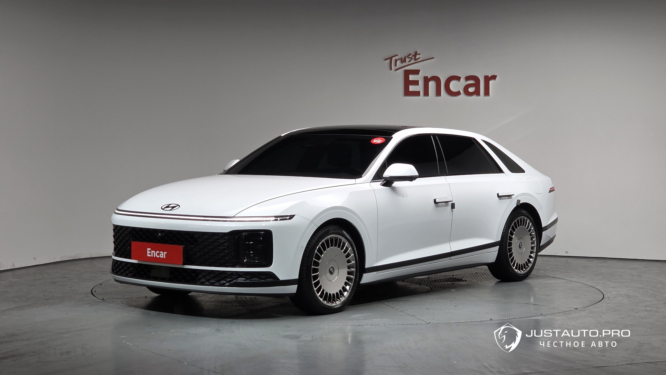 Автомобиль Hyundai Grandeur