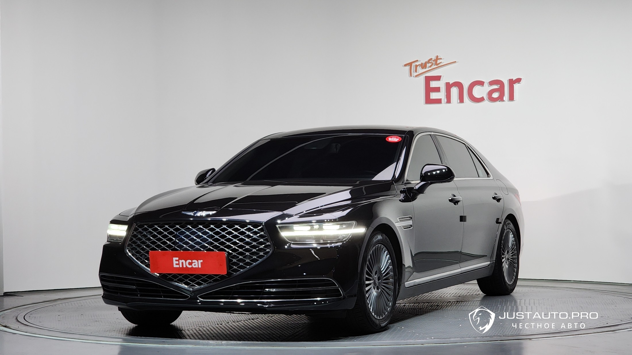 Автомобиль Genesis G90