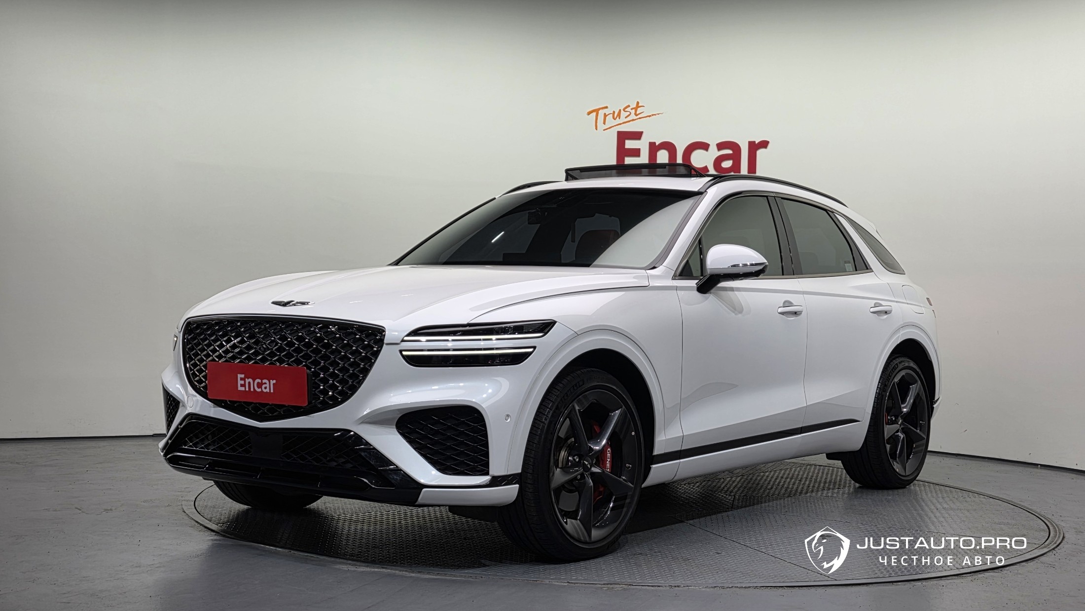 Автомобиль Genesis GV70