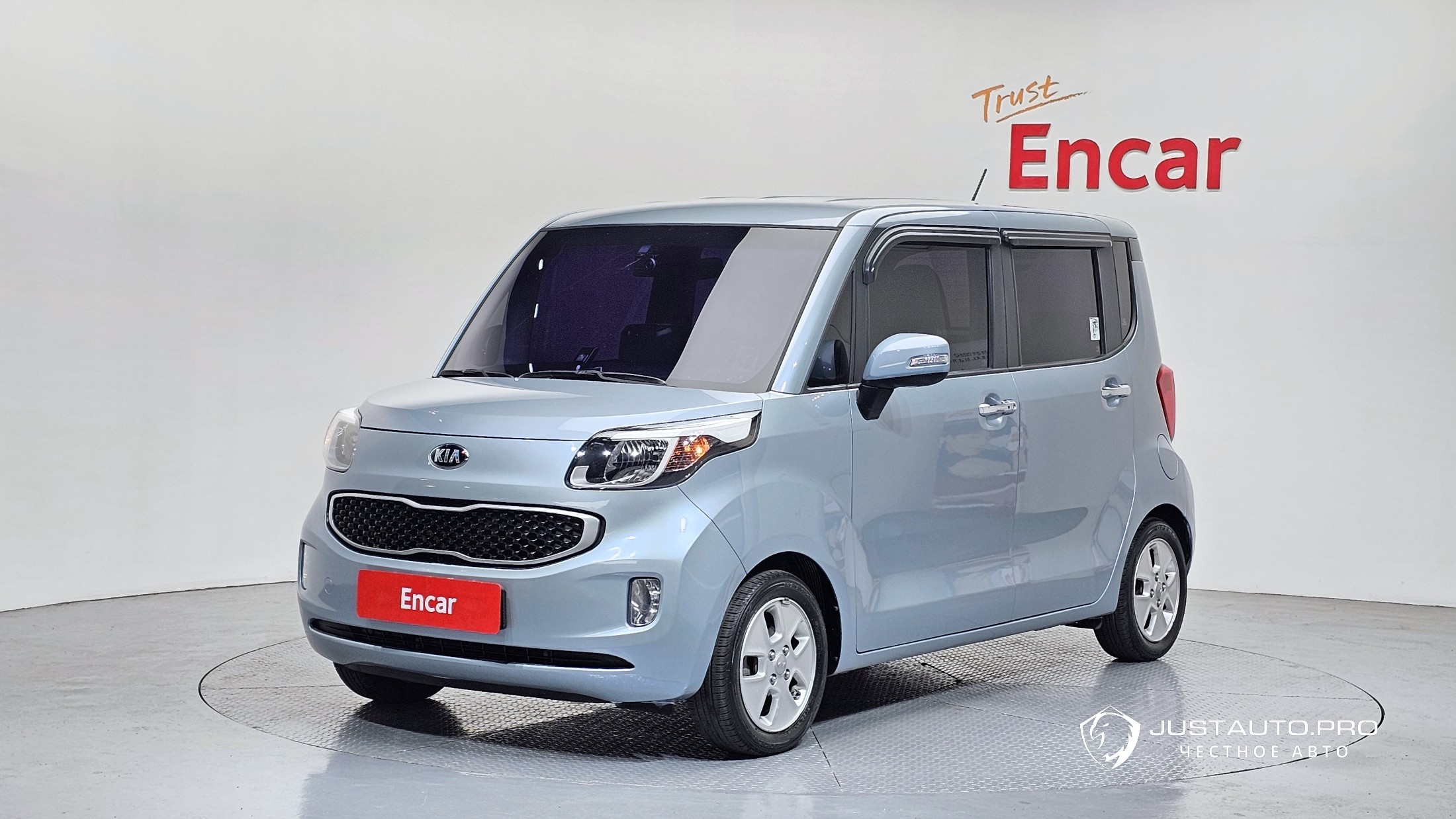 Автомобиль Kia RAY