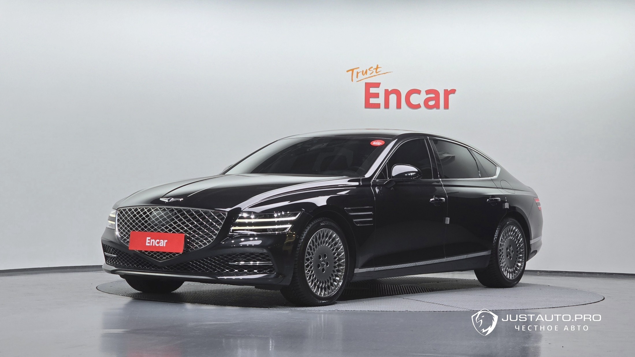 Автомобиль Genesis G80