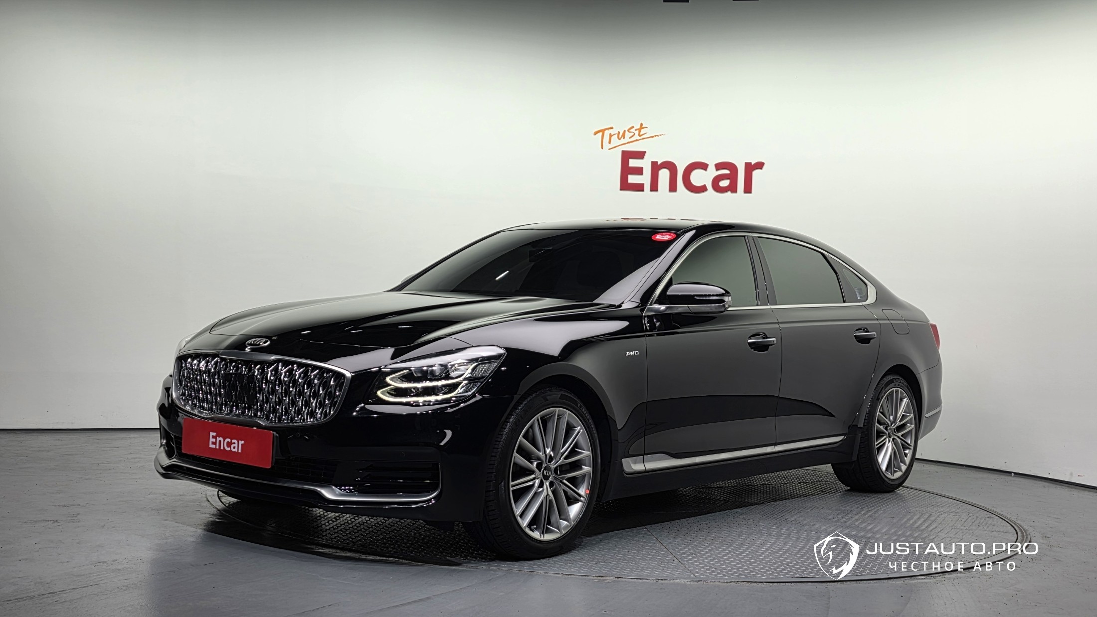 Автомобиль Kia K9