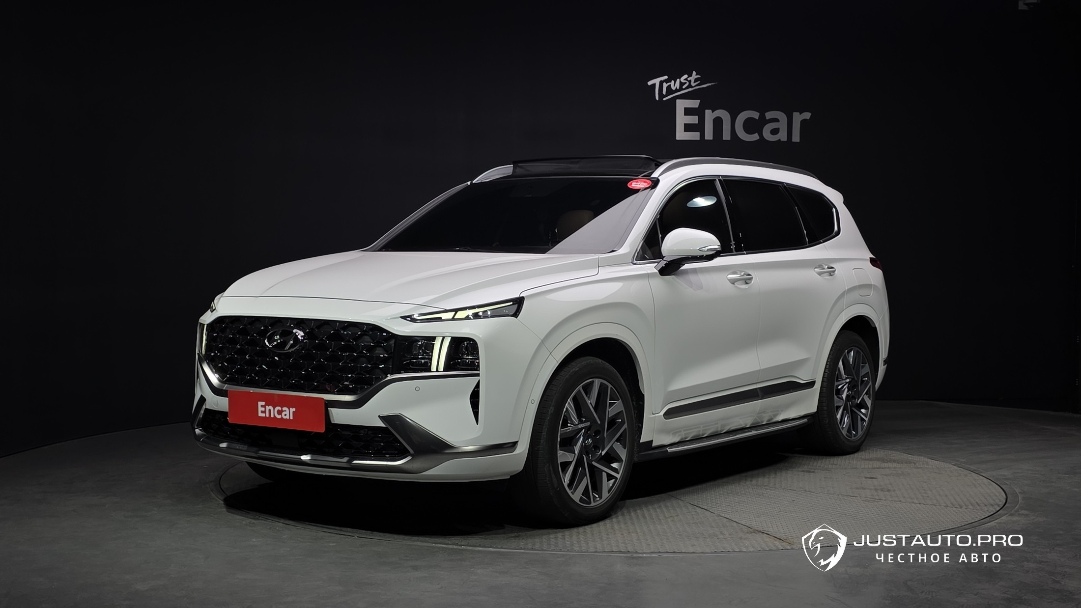 Автомобиль Hyundai Santafe