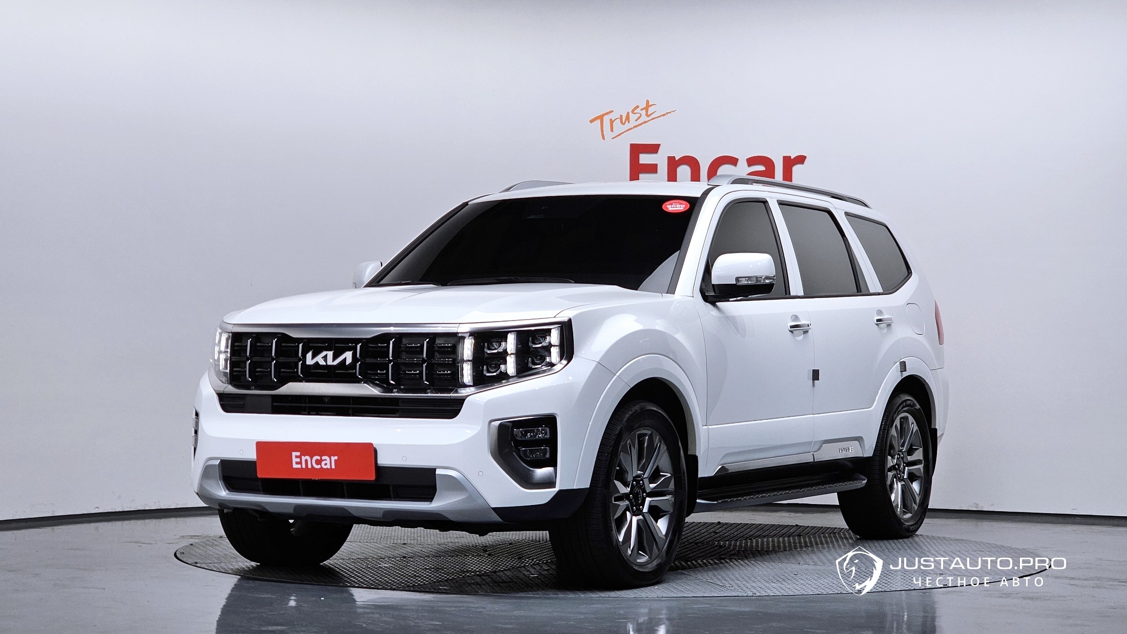 Автомобиль Kia Mohave