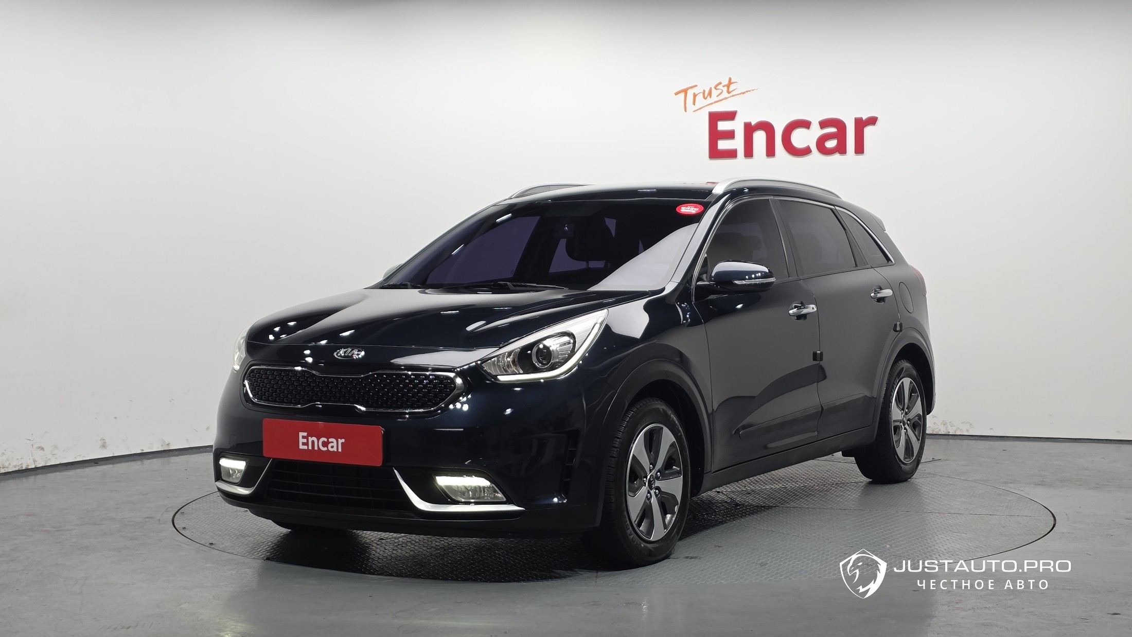 Автомобиль Kia Niro