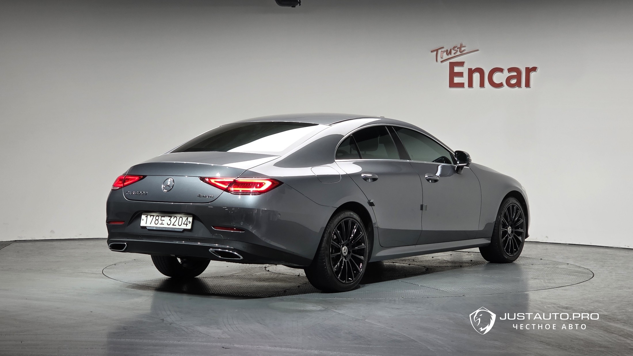 Автомобиль Mercedes-Benz CLS-Class