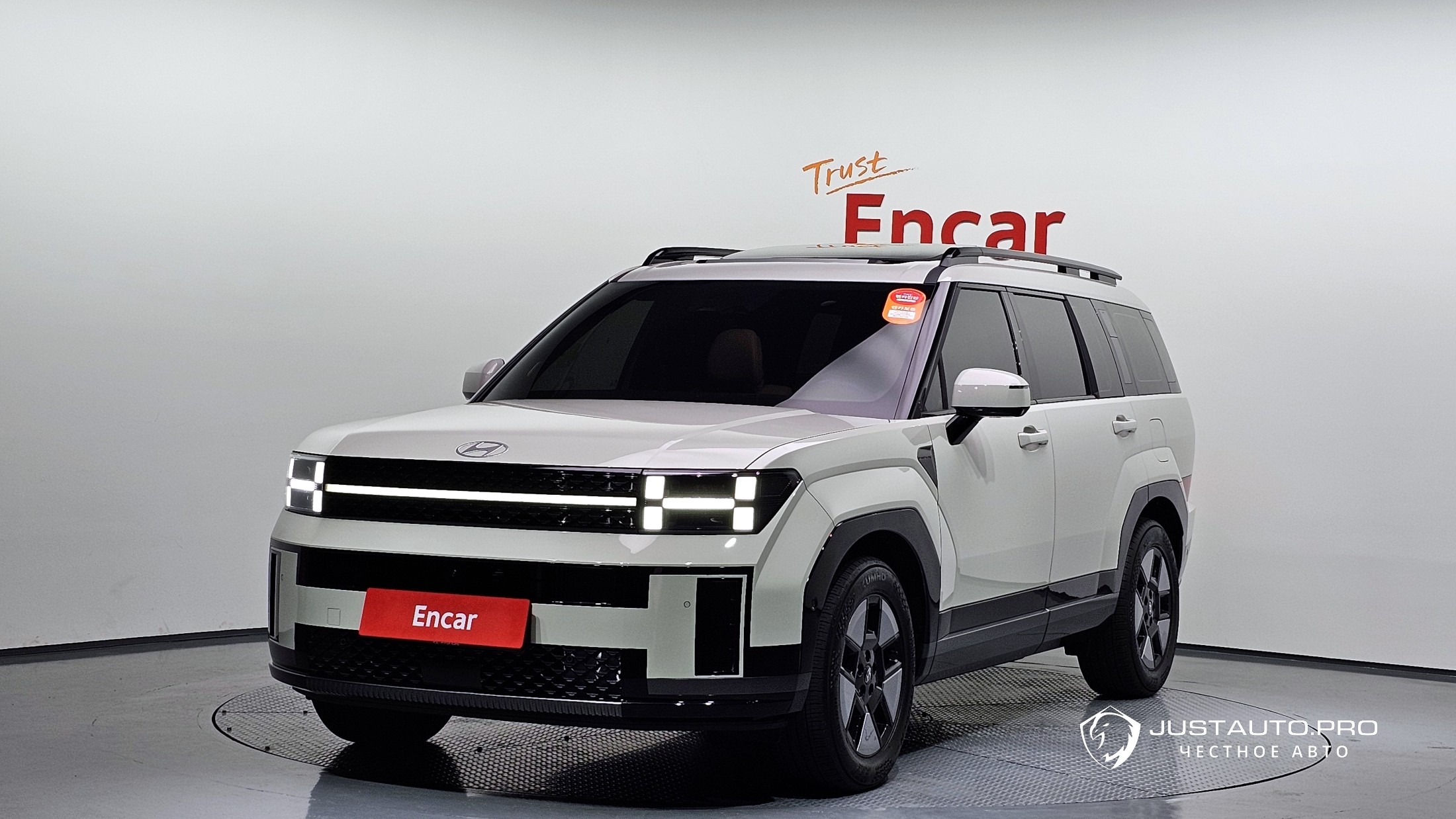 Автомобиль Hyundai Santafe