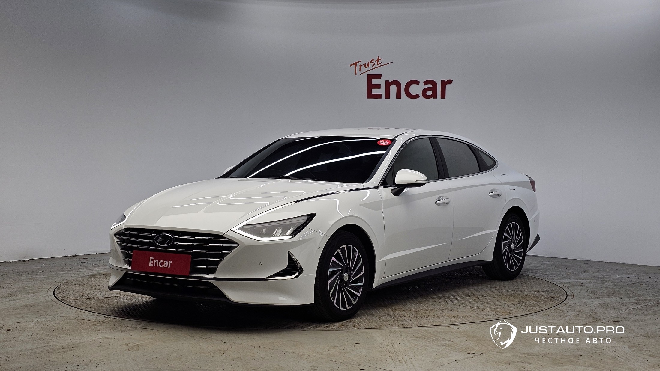 Автомобиль Hyundai Sonata