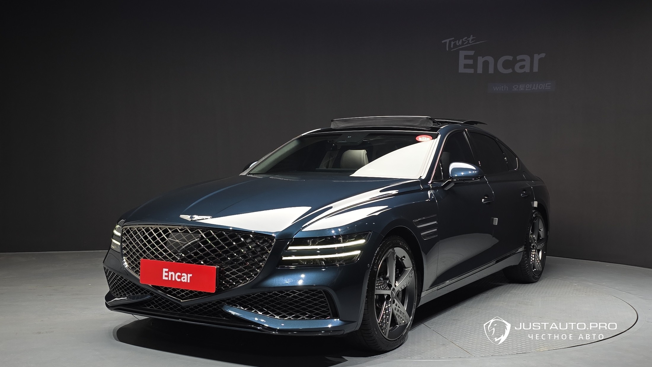 Автомобиль Genesis G80