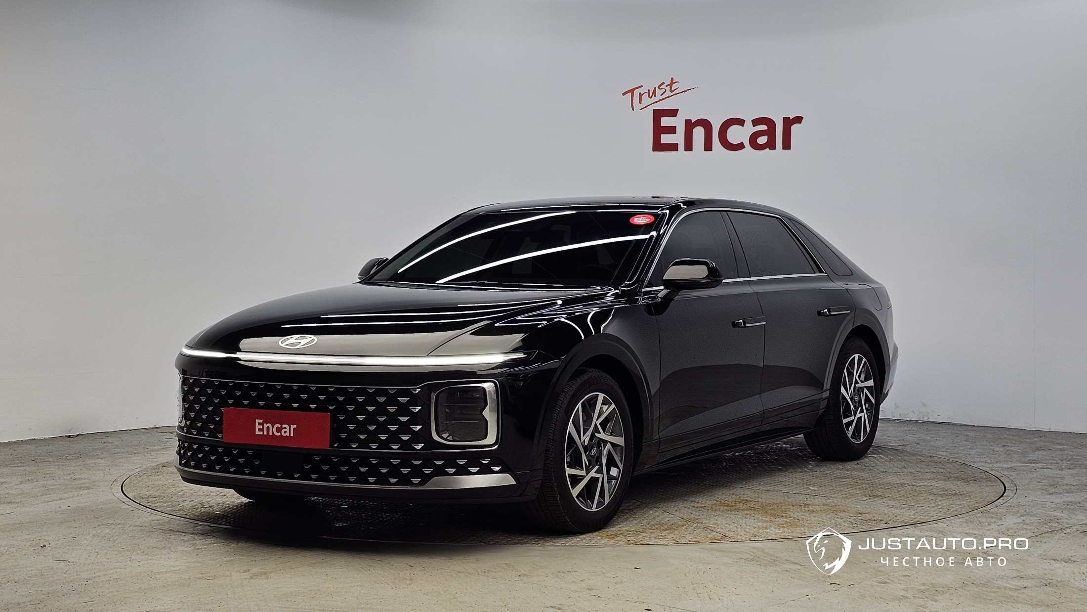 Автомобиль Hyundai Grandeur