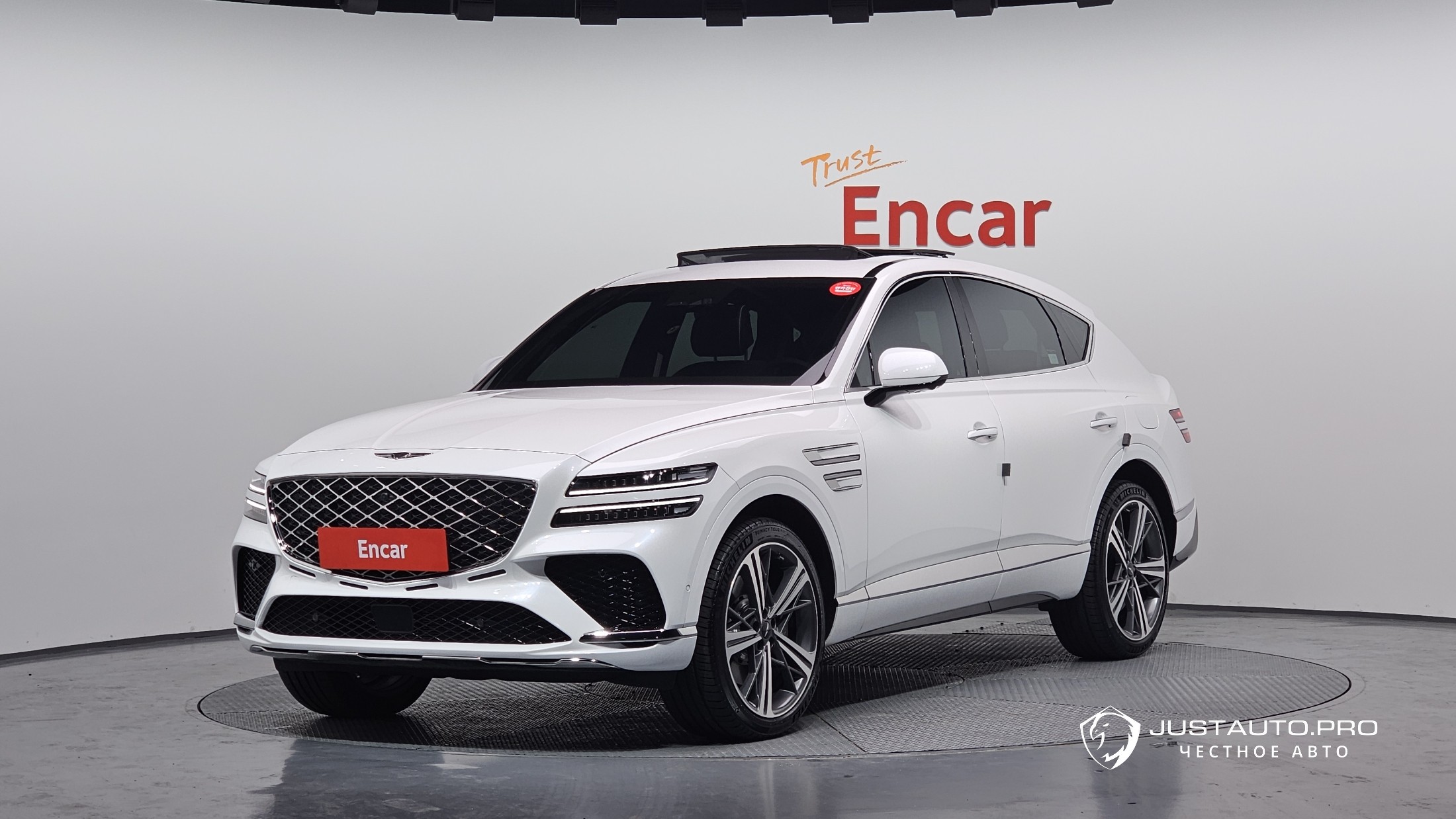 Автомобиль Genesis GV80