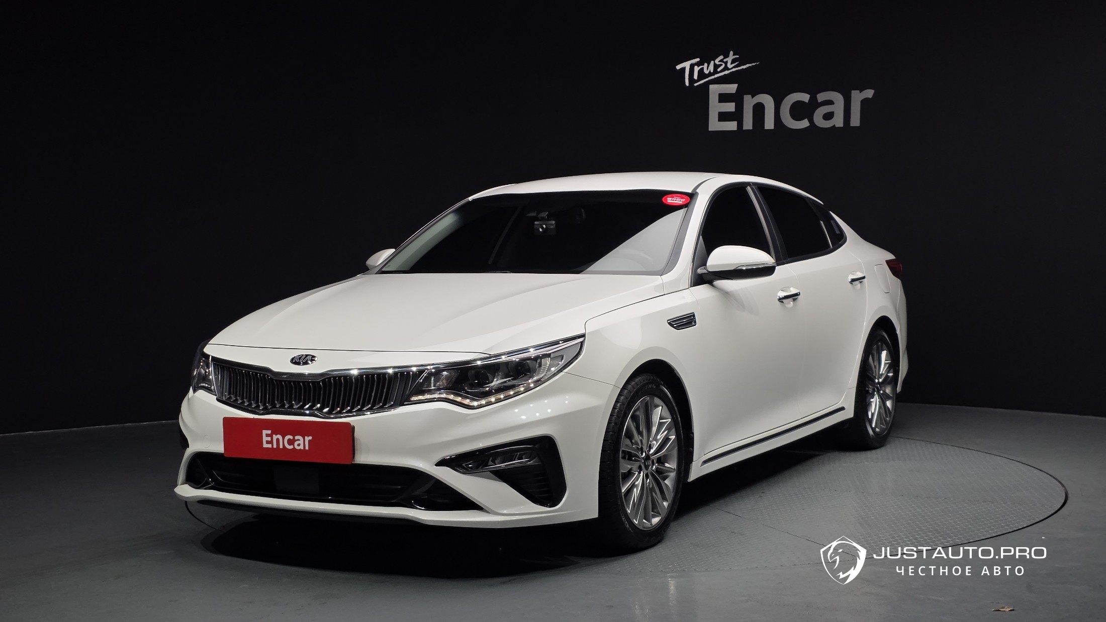 Автомобиль Kia K5