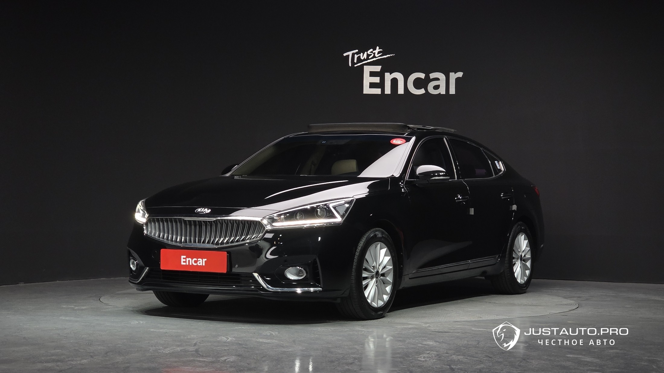 Автомобиль Kia K7