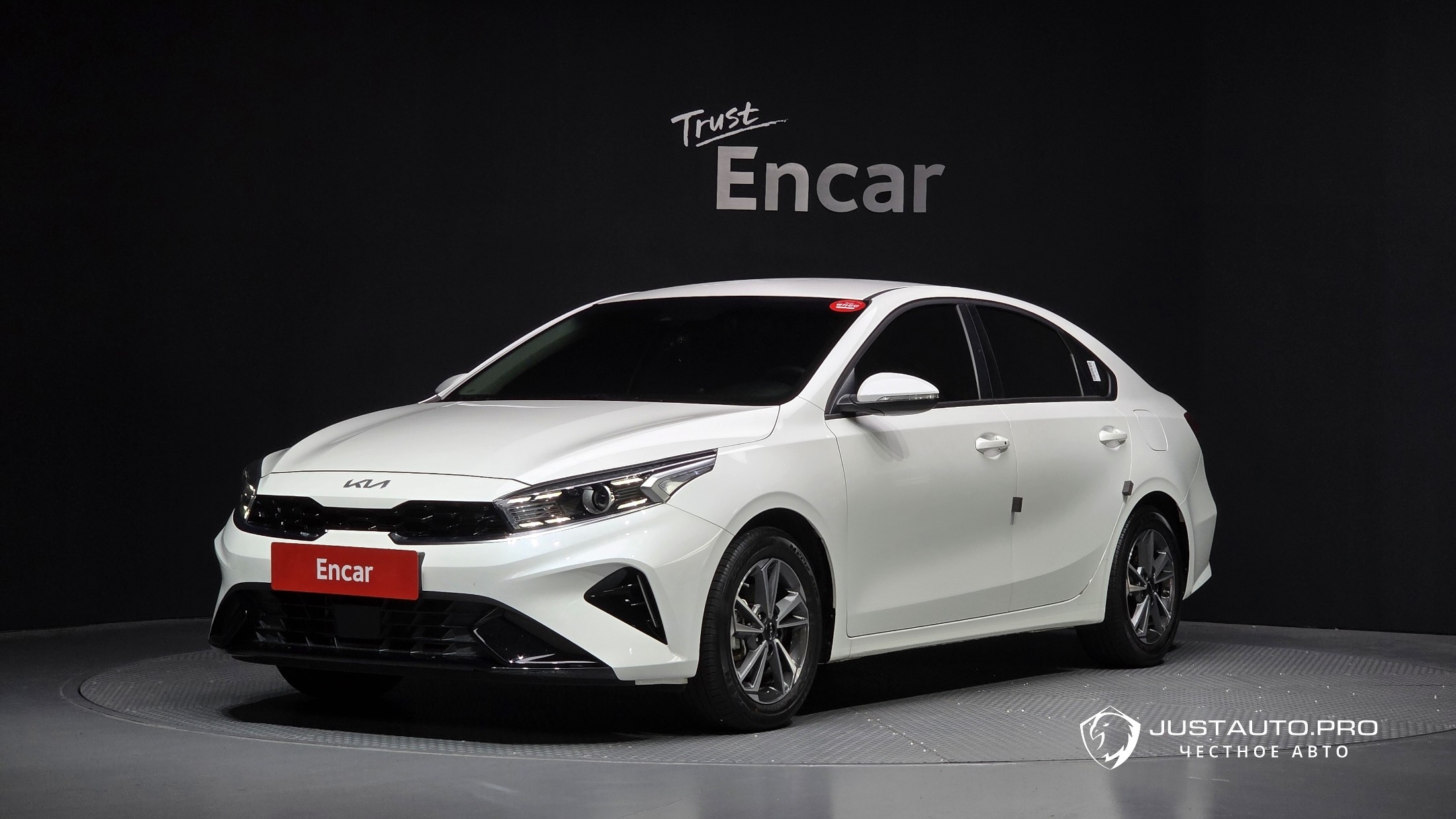 Автомобиль Kia K3