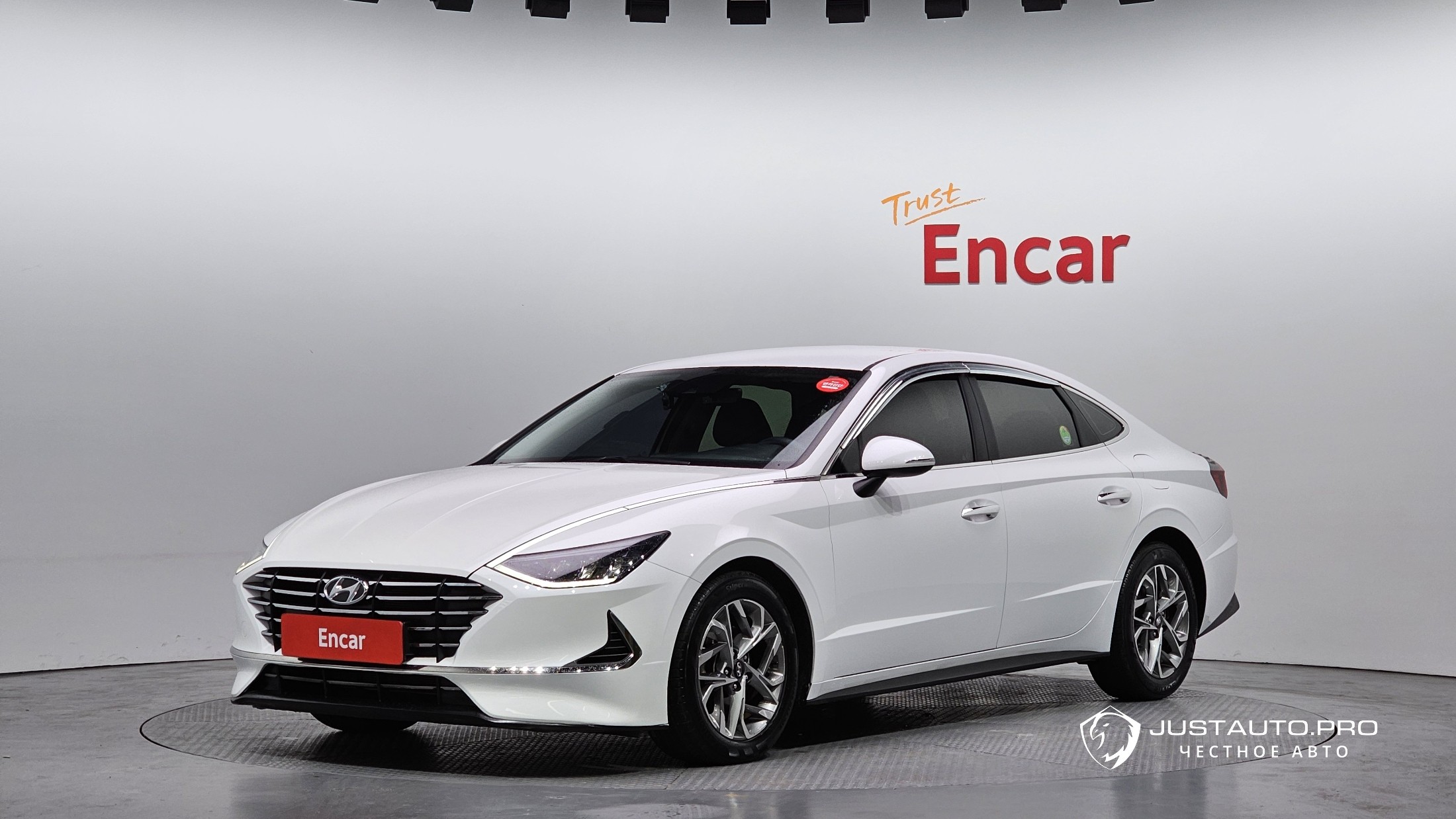 Автомобиль Hyundai Sonata