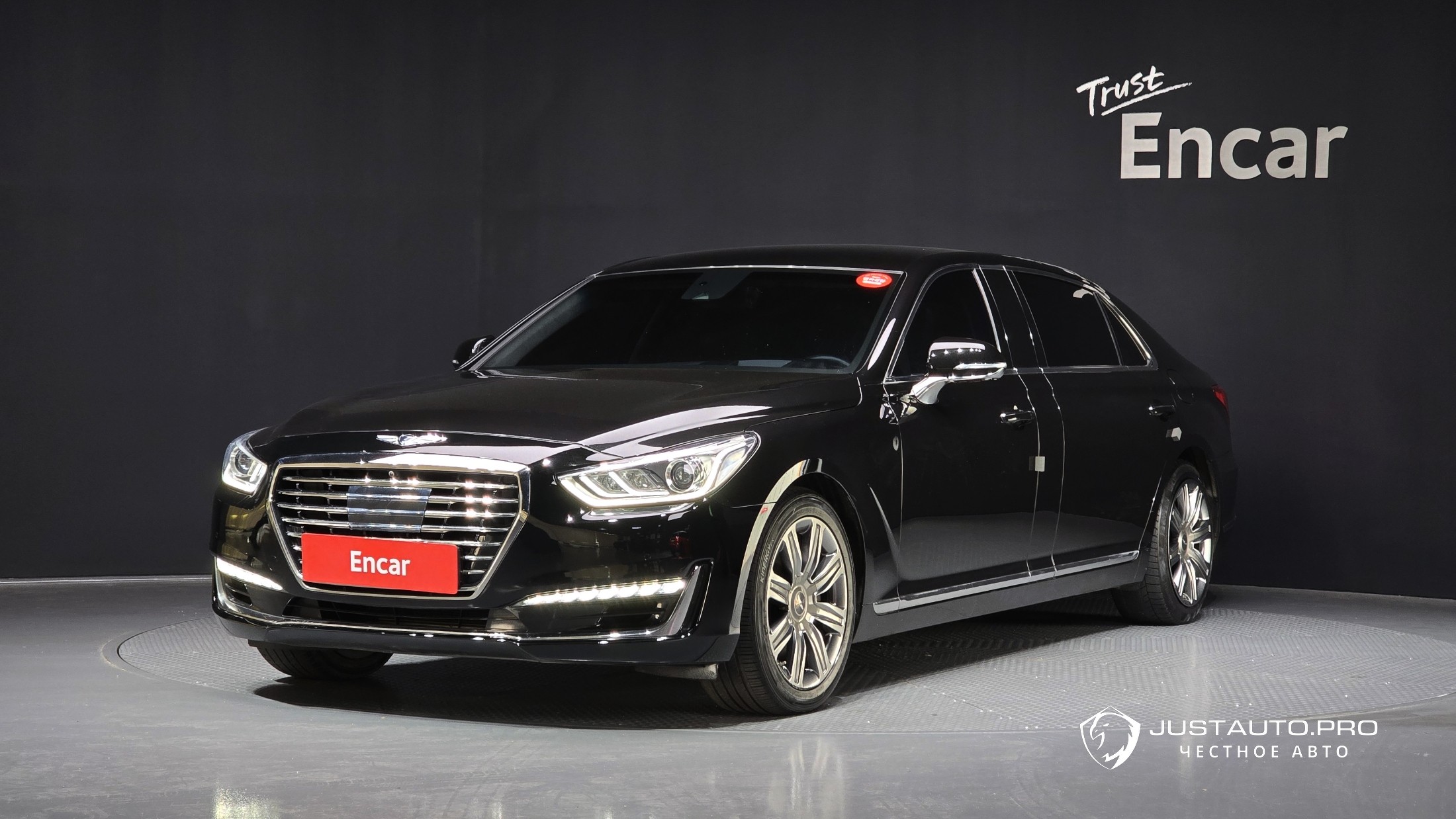 Автомобиль Genesis EQ900
