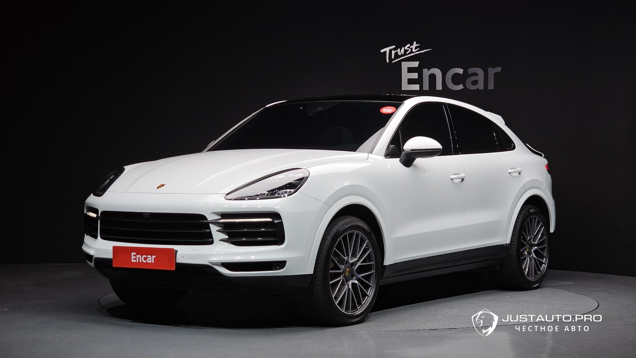 Автомобиль Porsche Cayenne