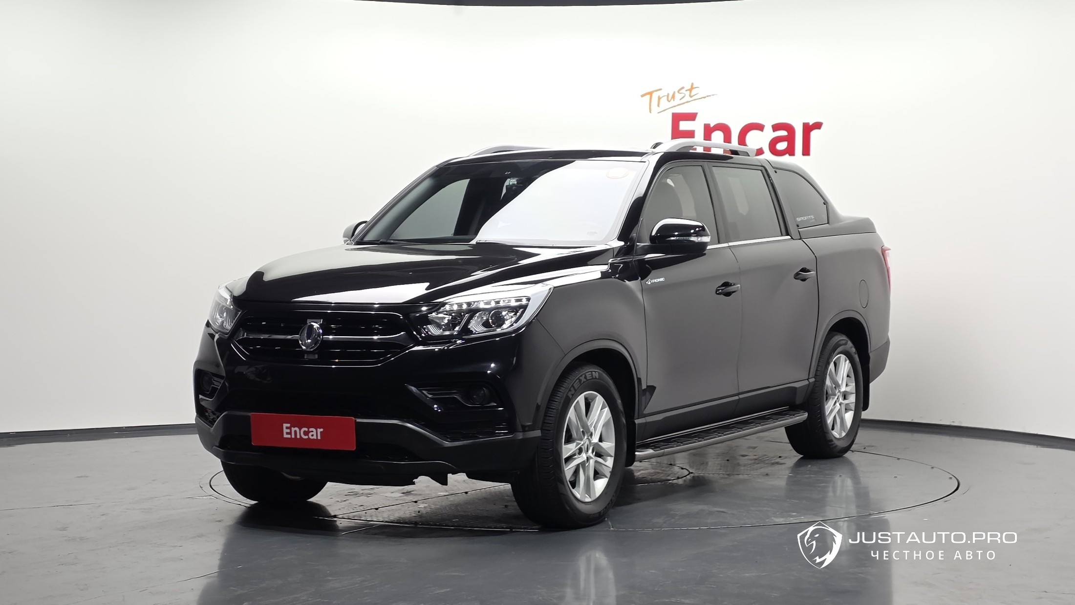 Автомобиль KG_Mobility_Ssangyong Rexton