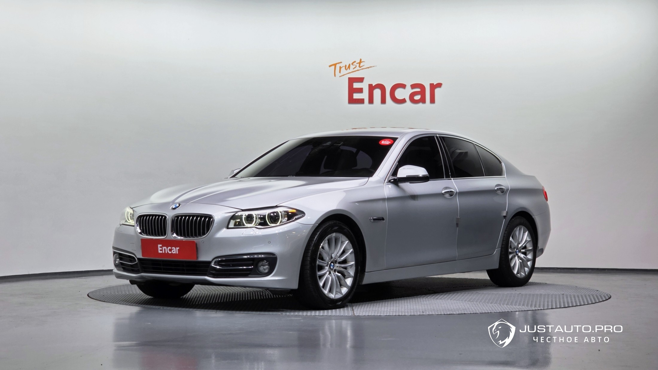 Автомобиль BMW 5-Series
