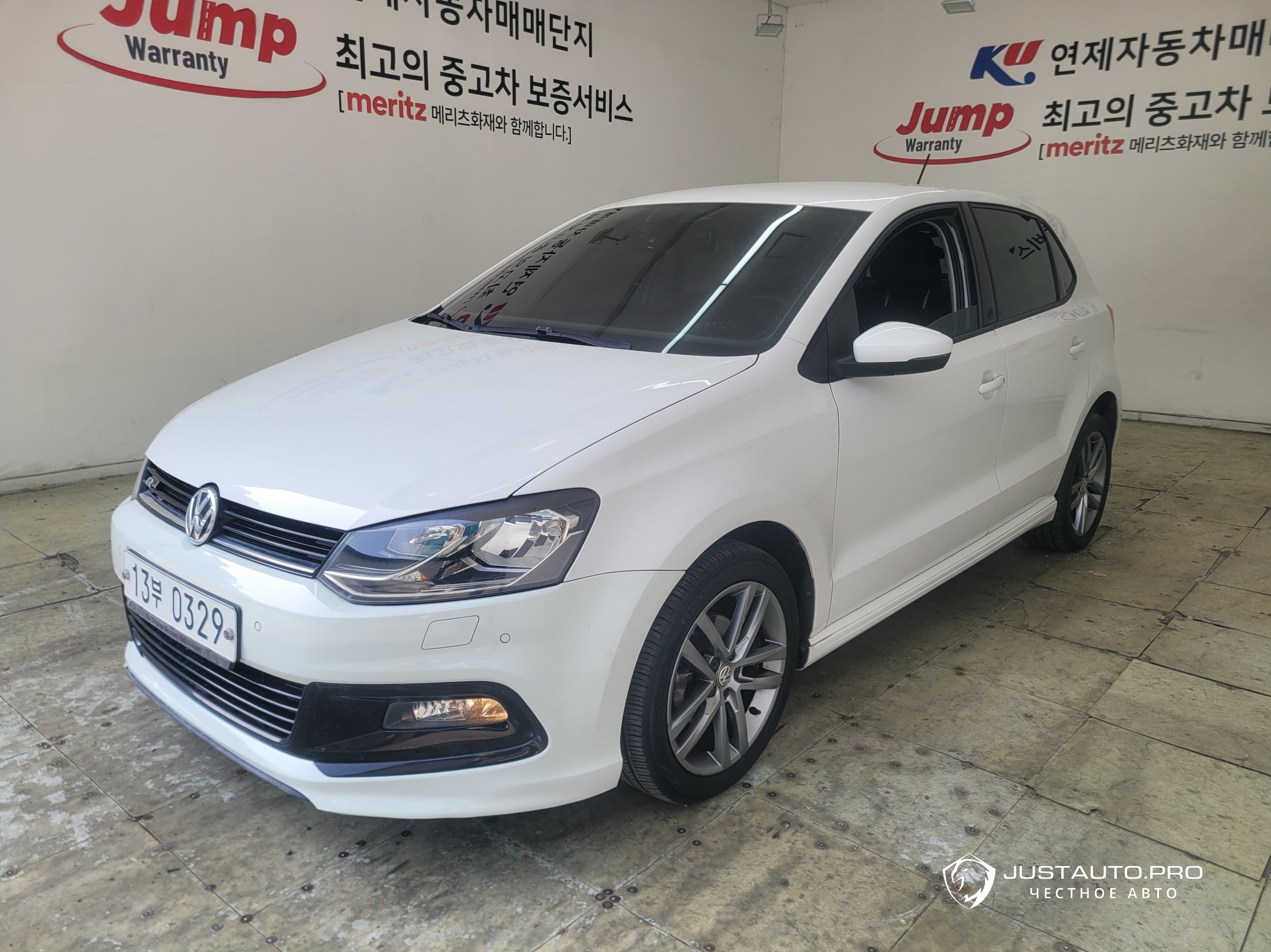 Автомобиль Volkswagen Polo