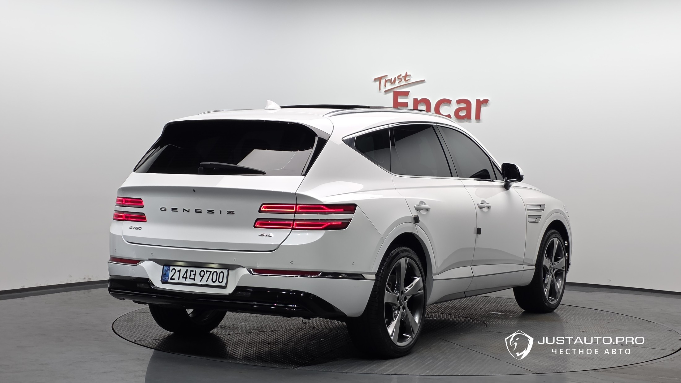 Автомобиль Genesis GV80