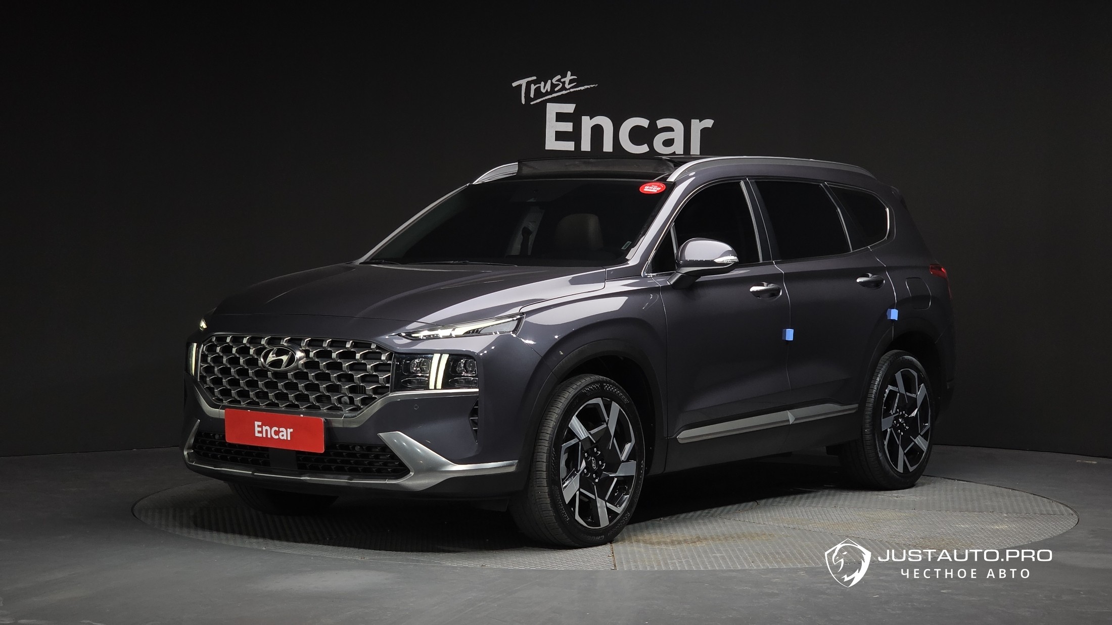 Автомобиль Hyundai Santafe
