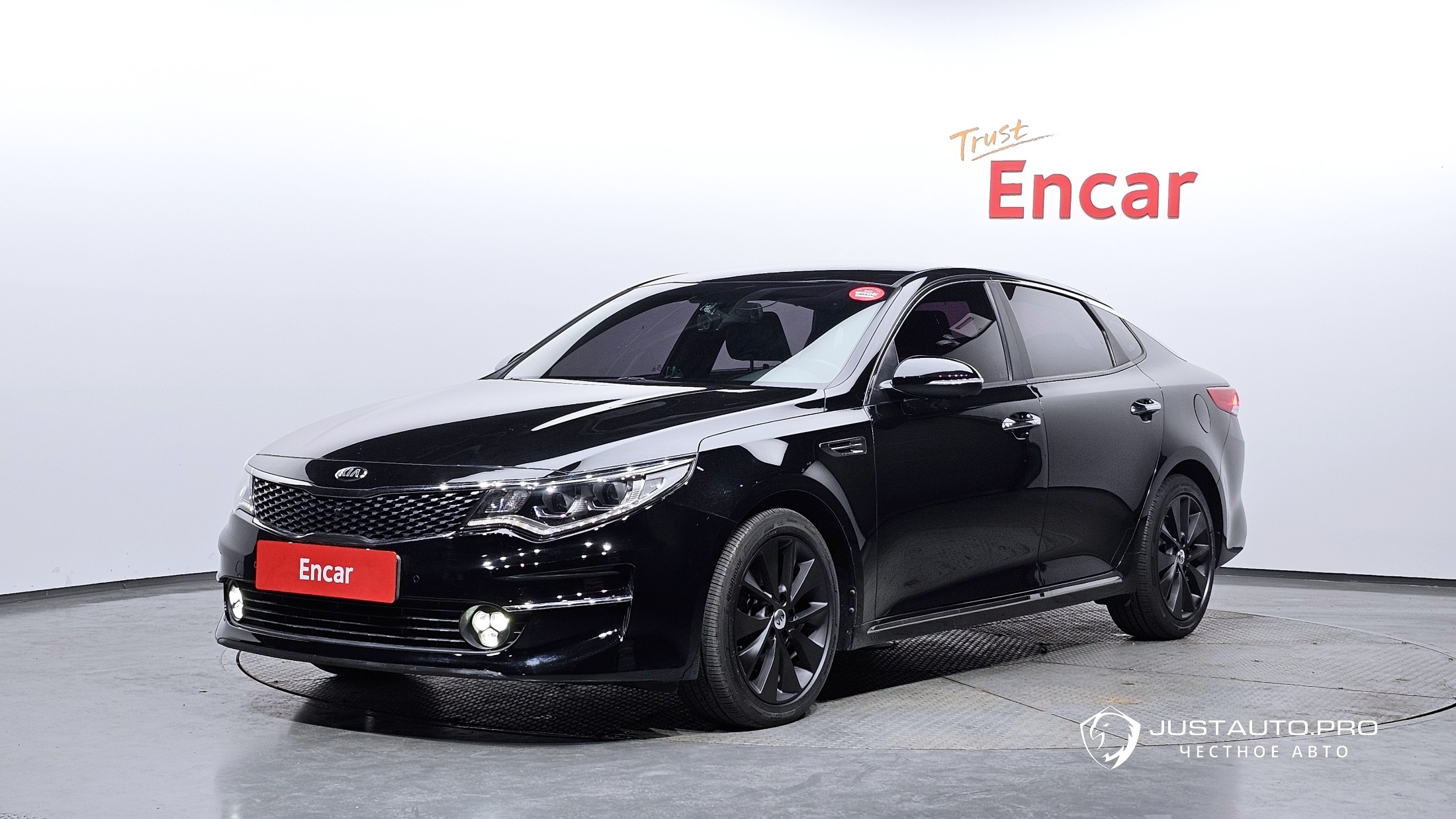 Автомобиль Kia K5