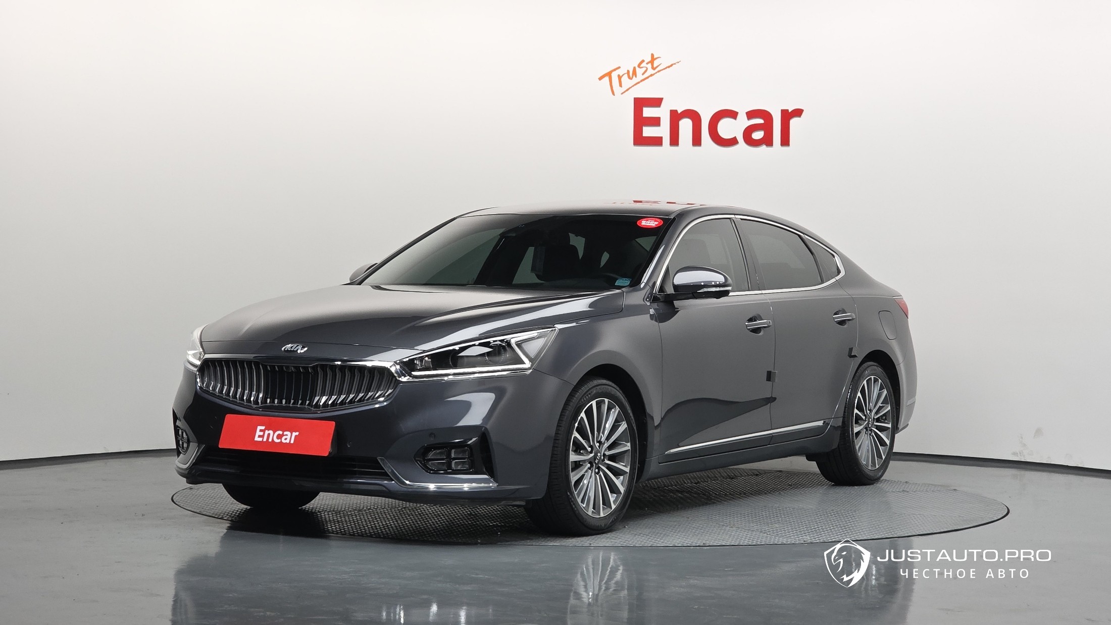 Автомобиль Kia K7